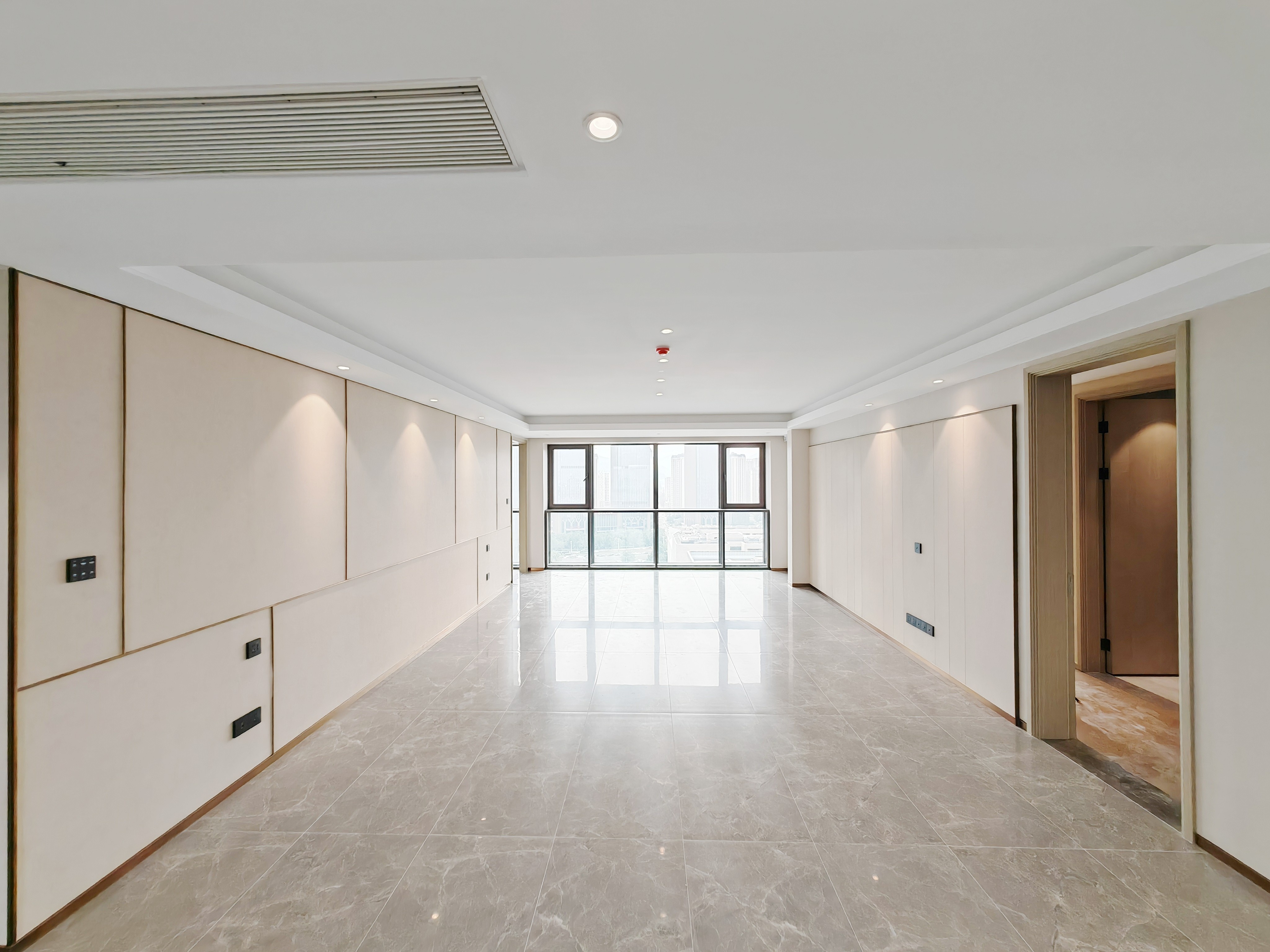  经十路历下段 得房好 高楼层采光充足 电梯房 精装可拎包入住