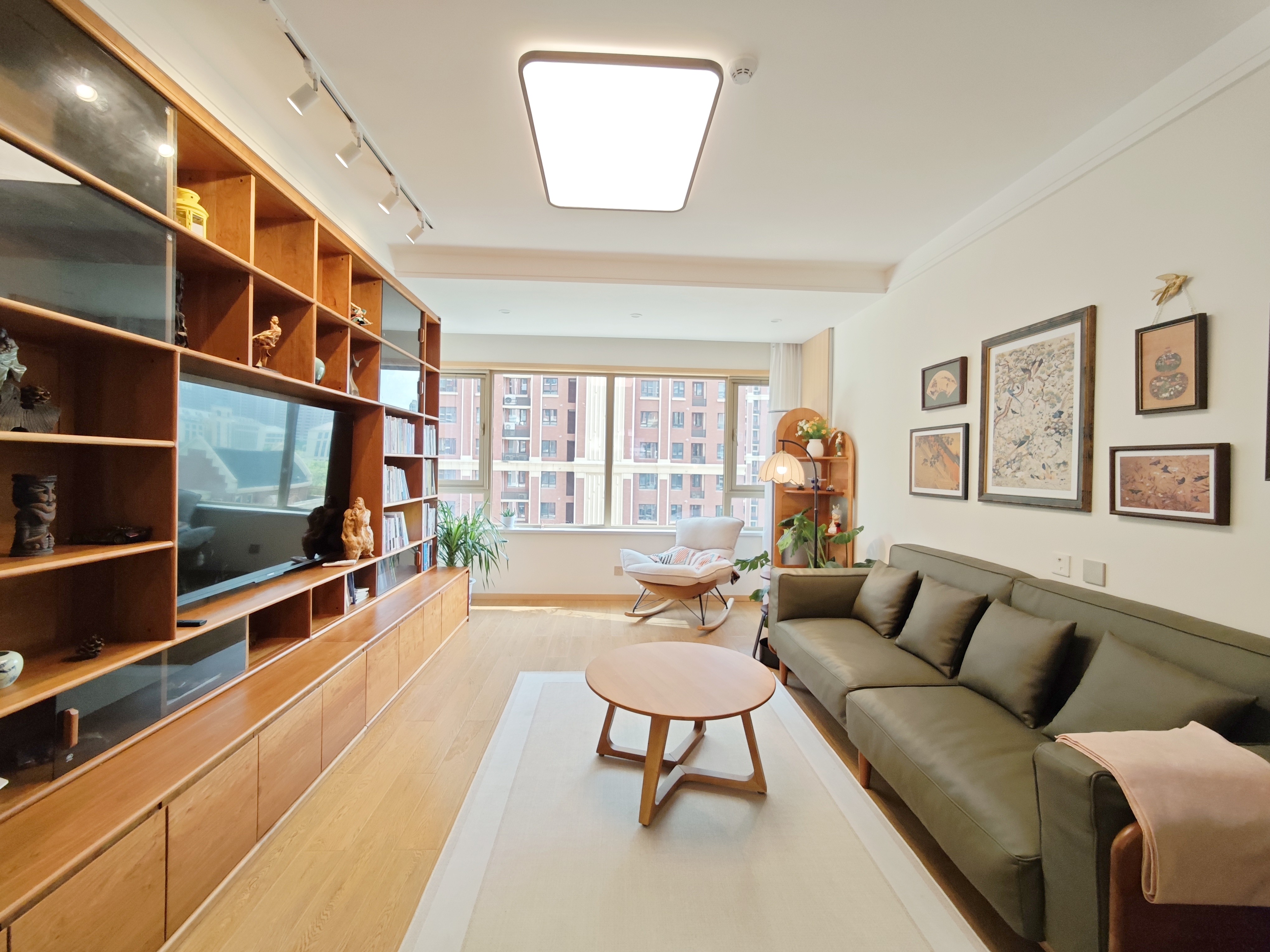  汉峪！华皓三区小高层！装修30w未住不沿街  新上急售真好啊