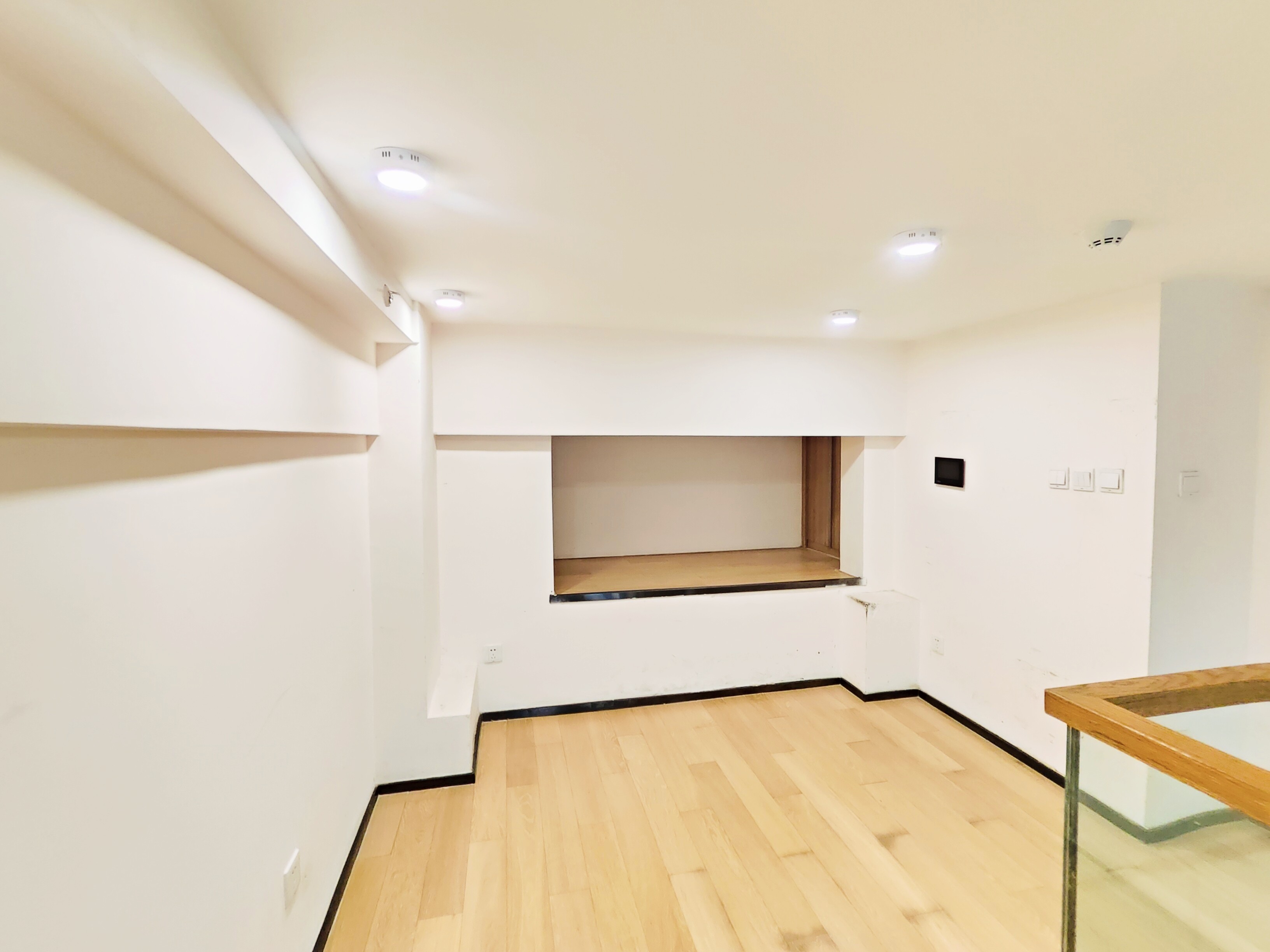 恒大滨河左岸公寓(临湖公馆花园)