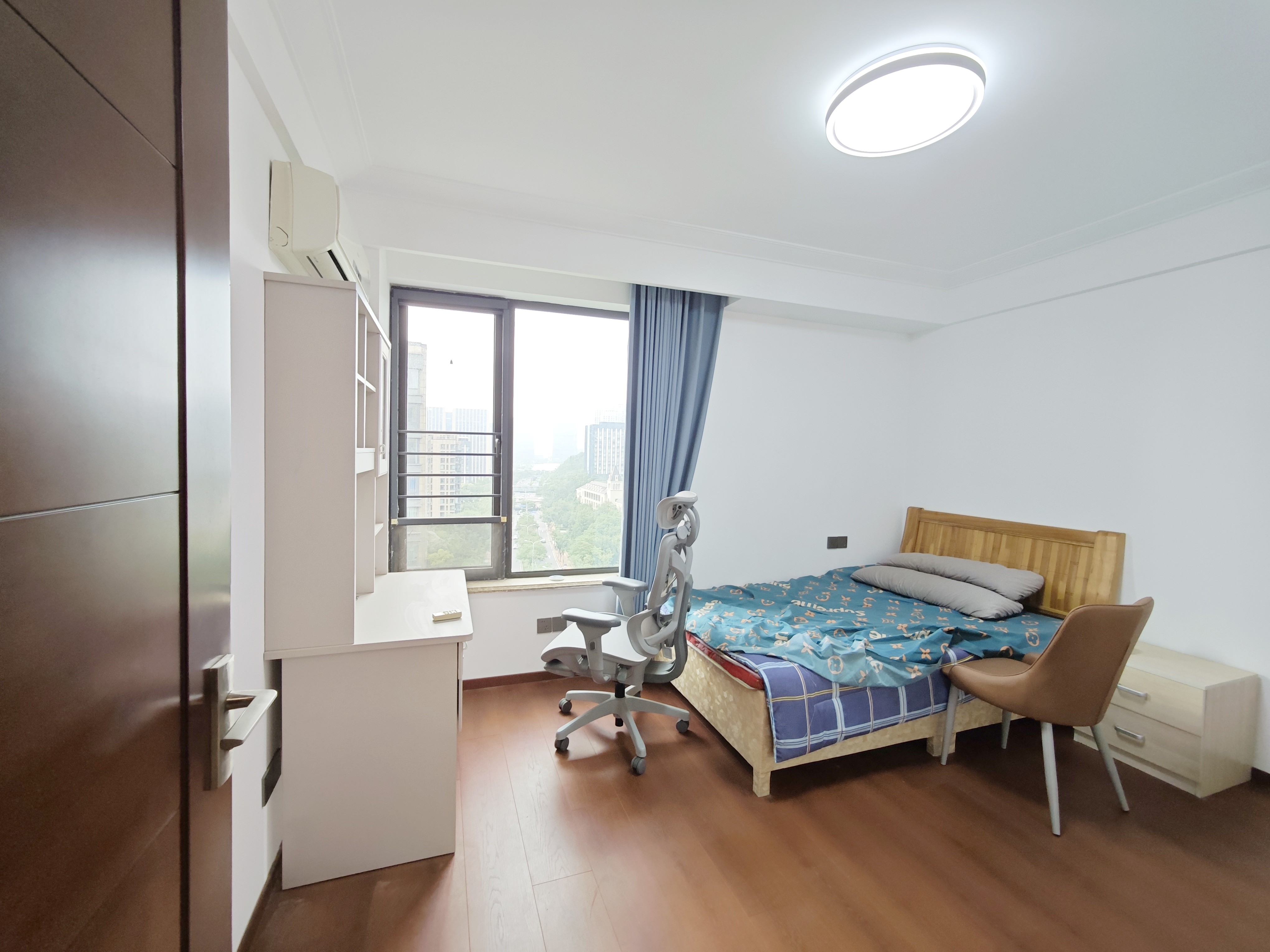 海尔绿城百合园