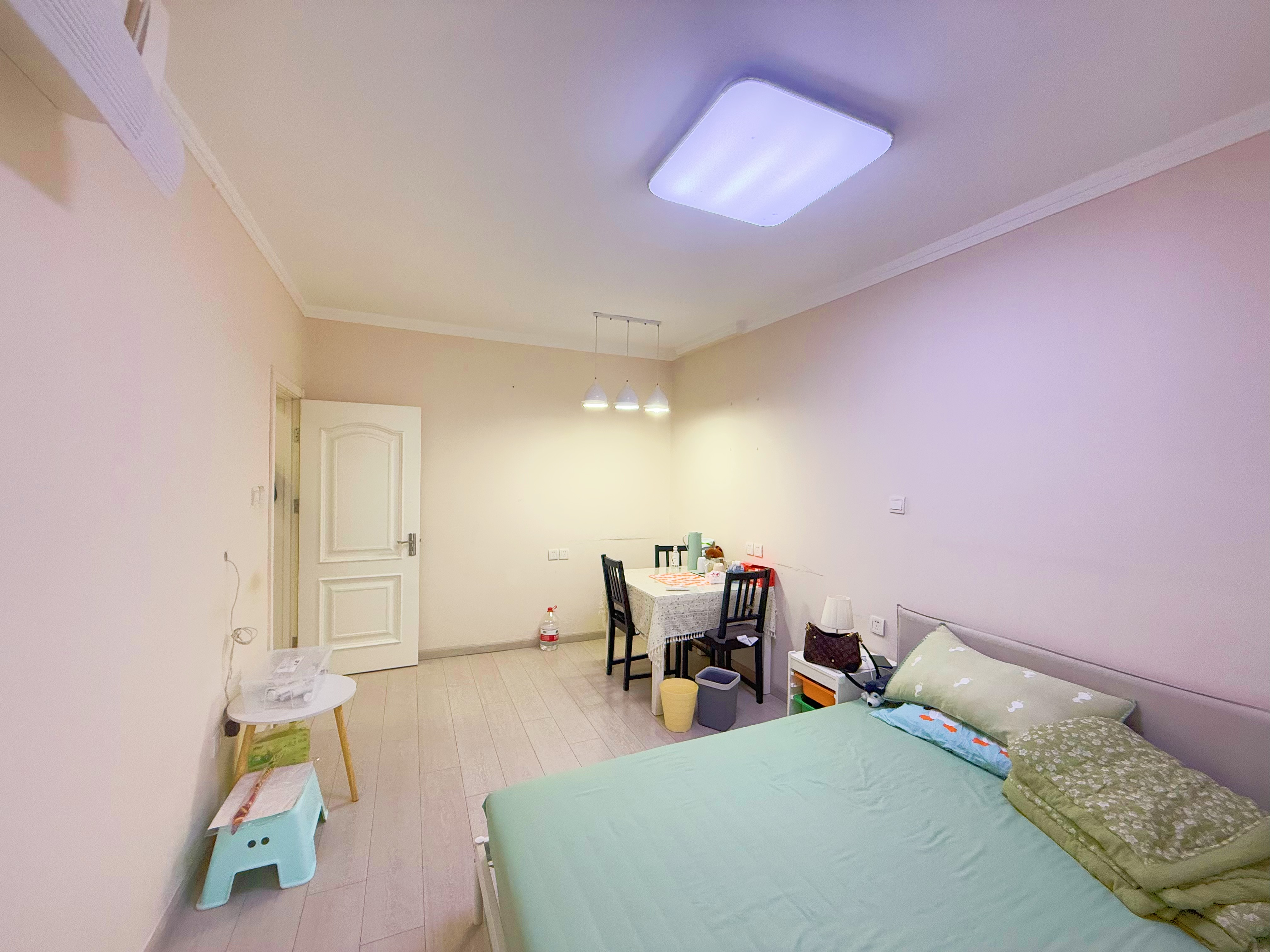  经八路单位宿舍 南