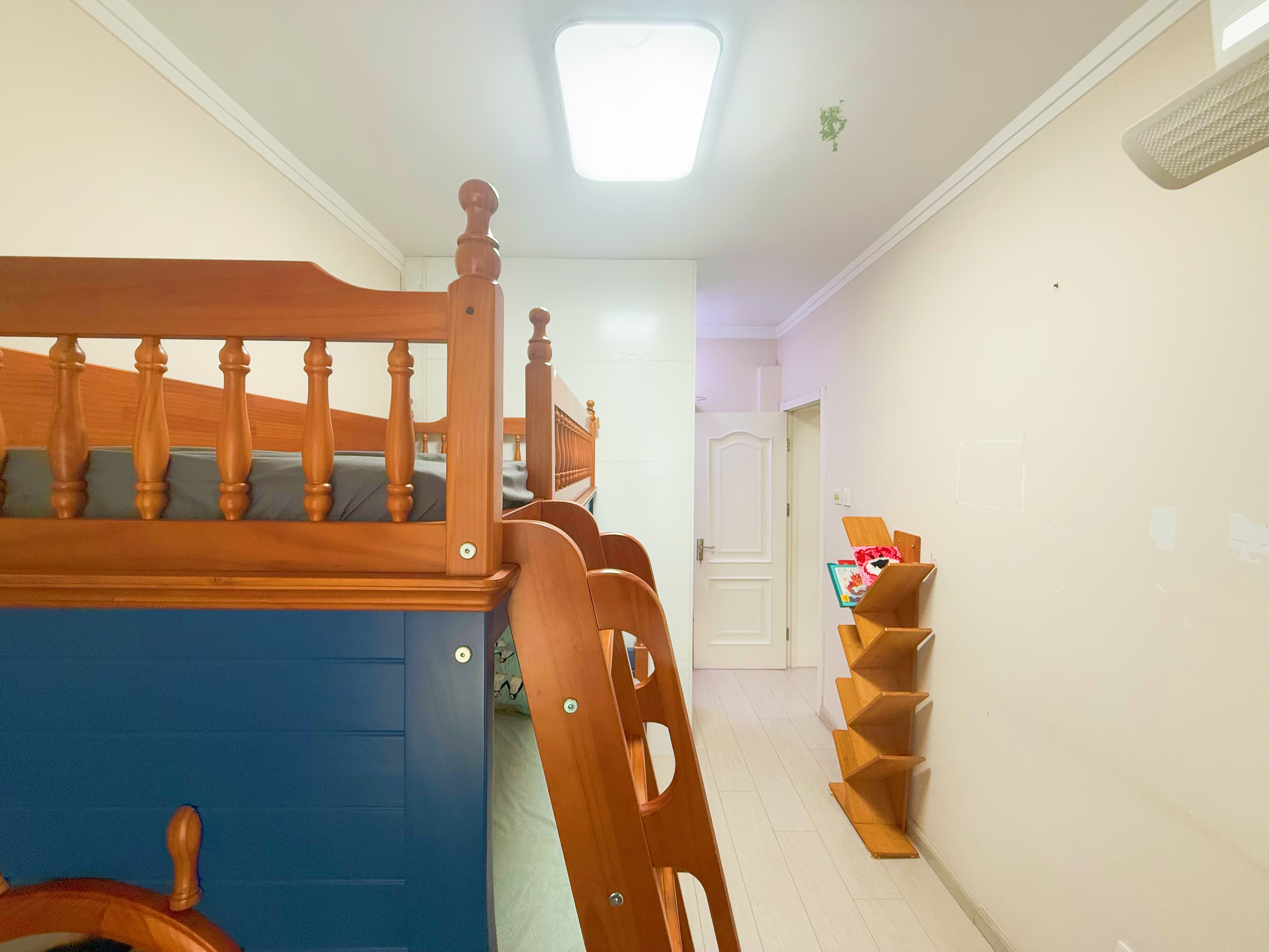 经八路单位宿舍