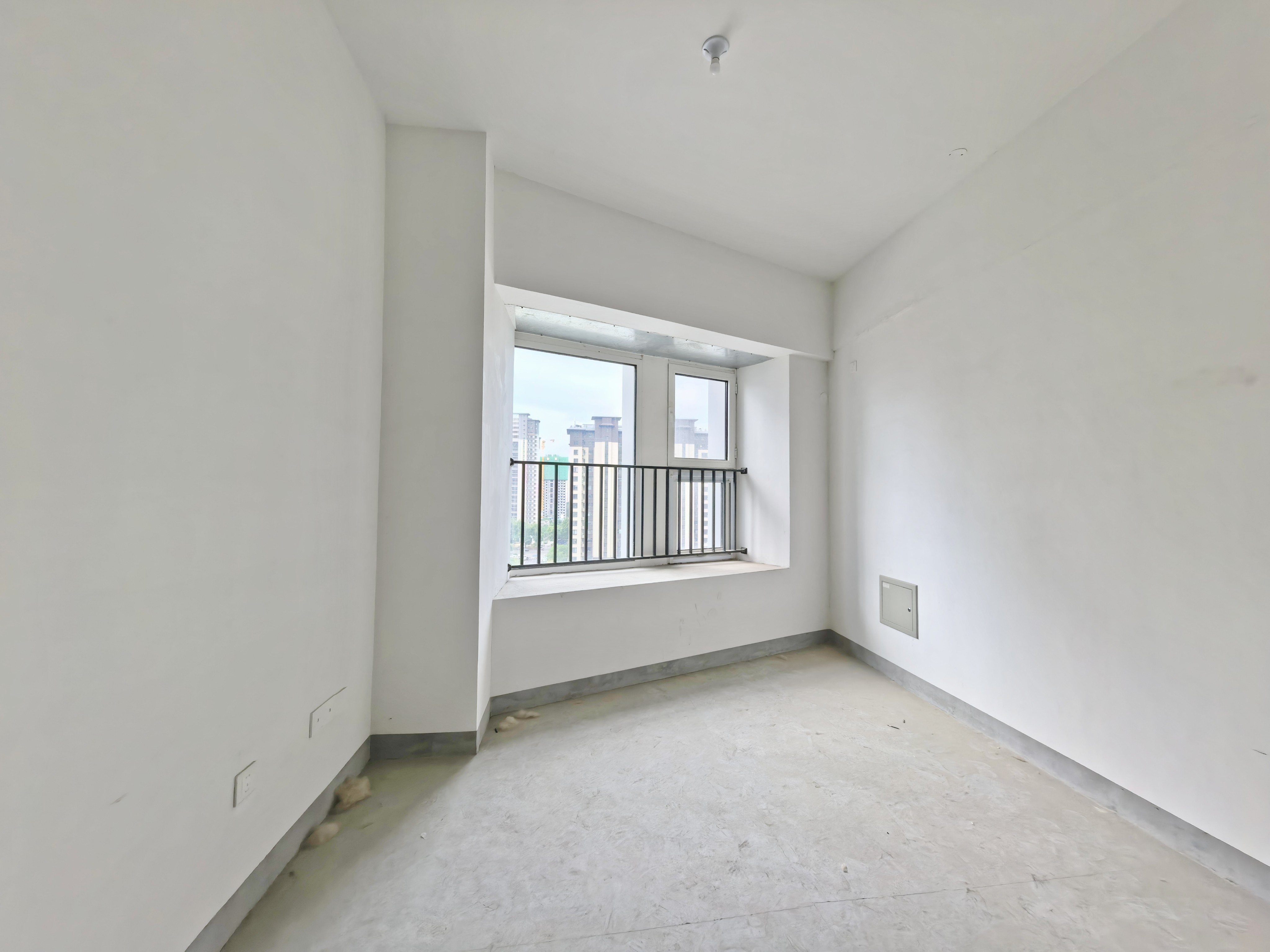  地平西棠甲第 南