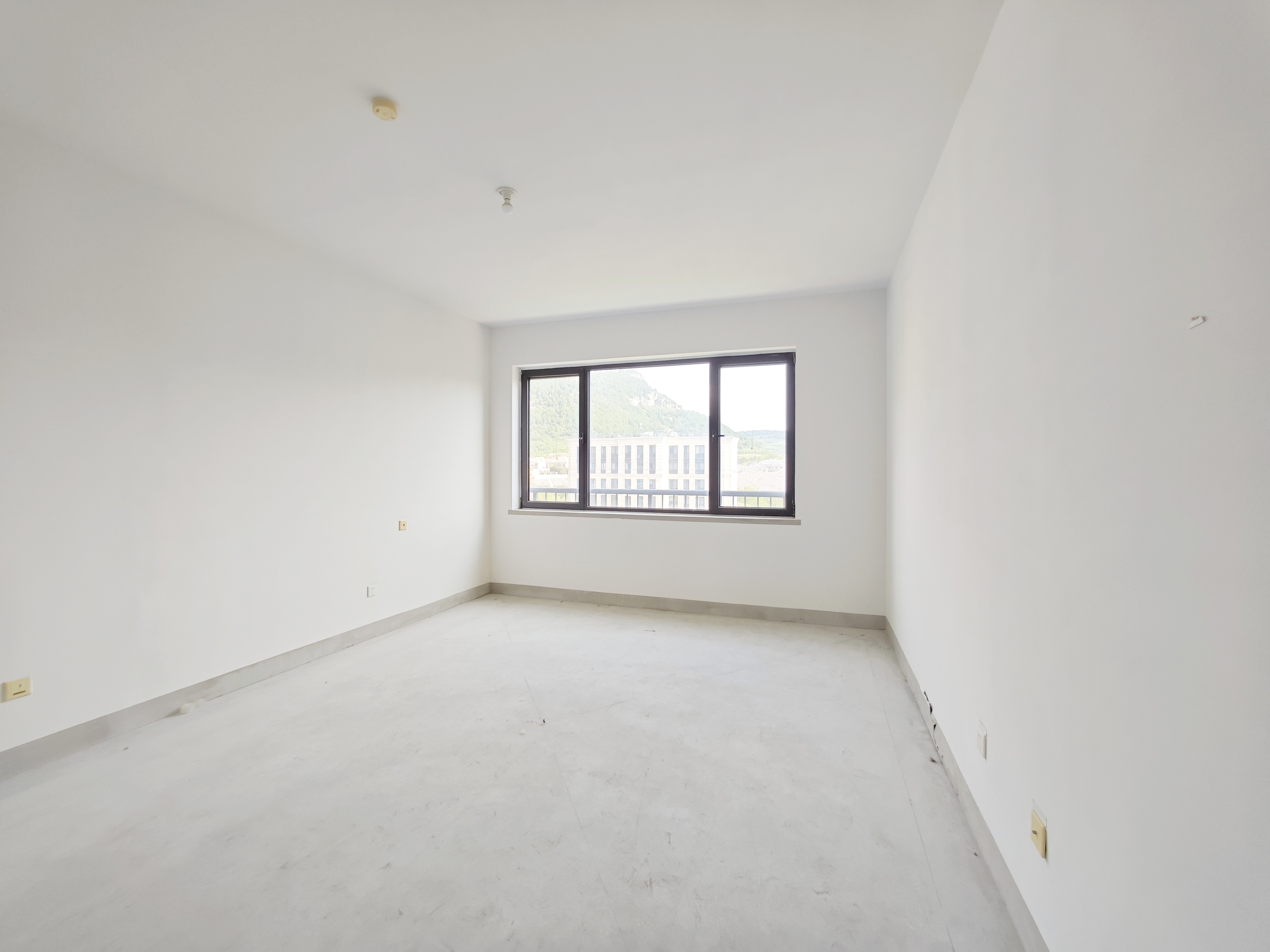 海尔绿城全运村