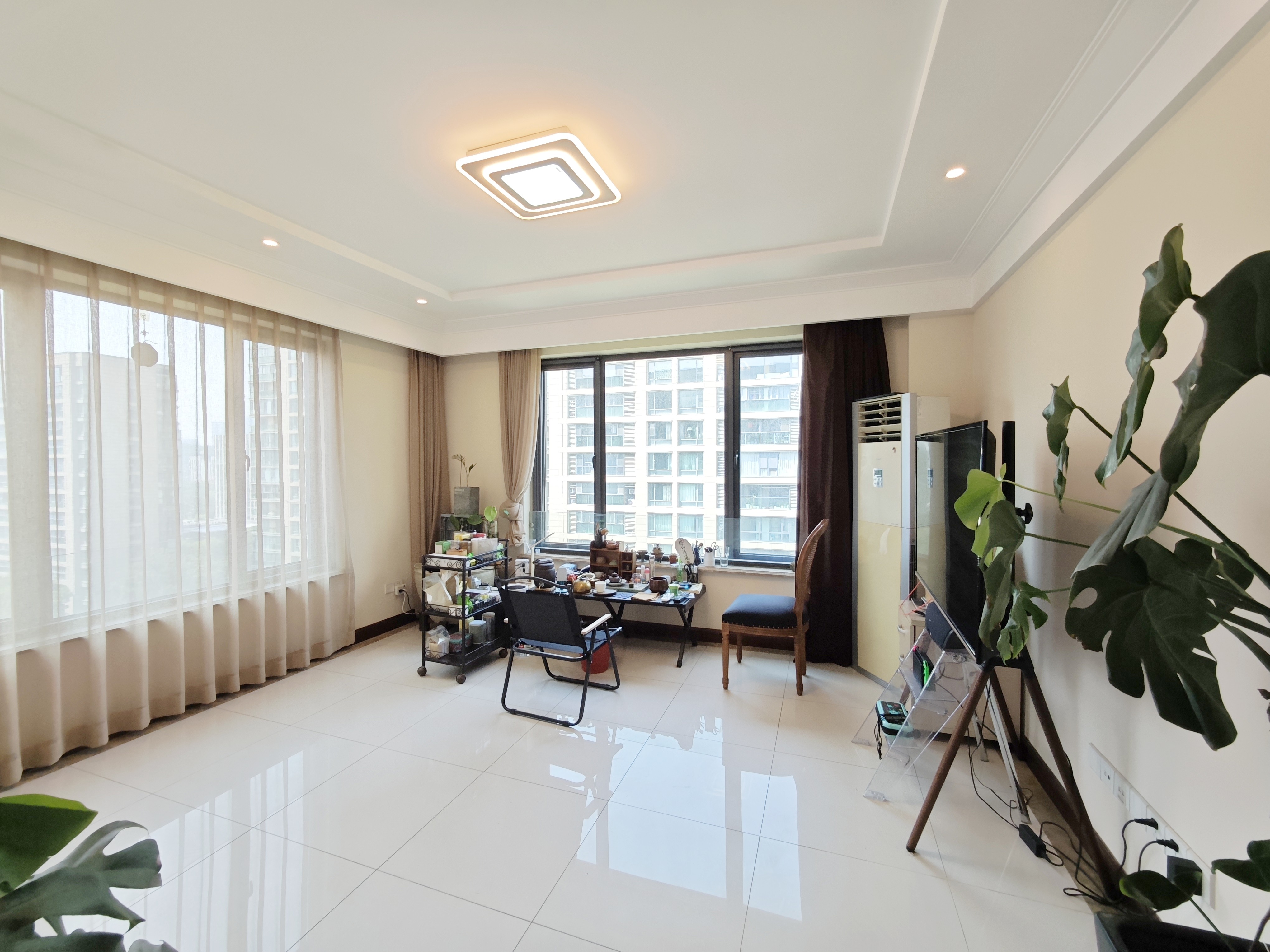  海尔绿城百合园 南北