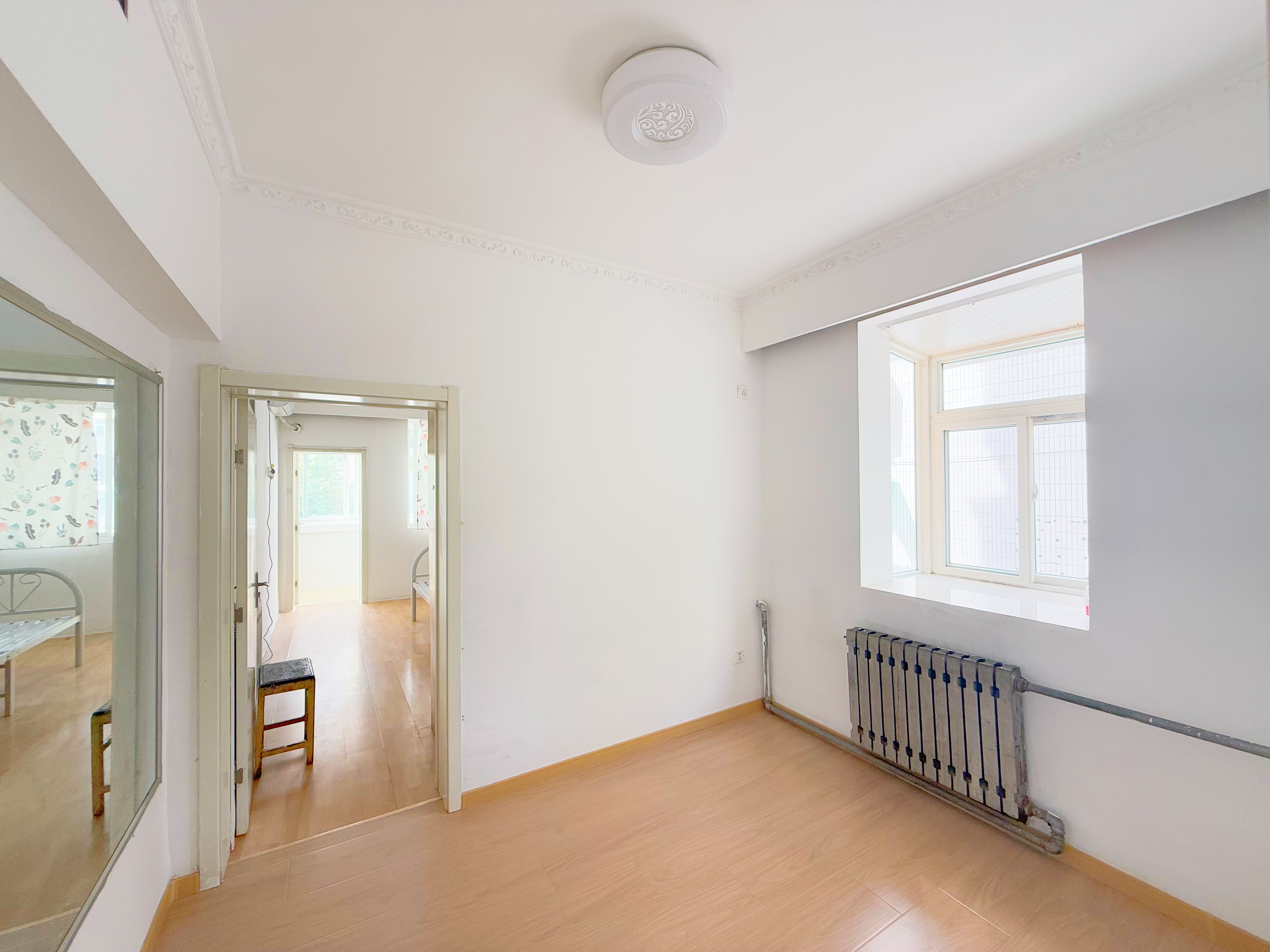  经六路68号 南北