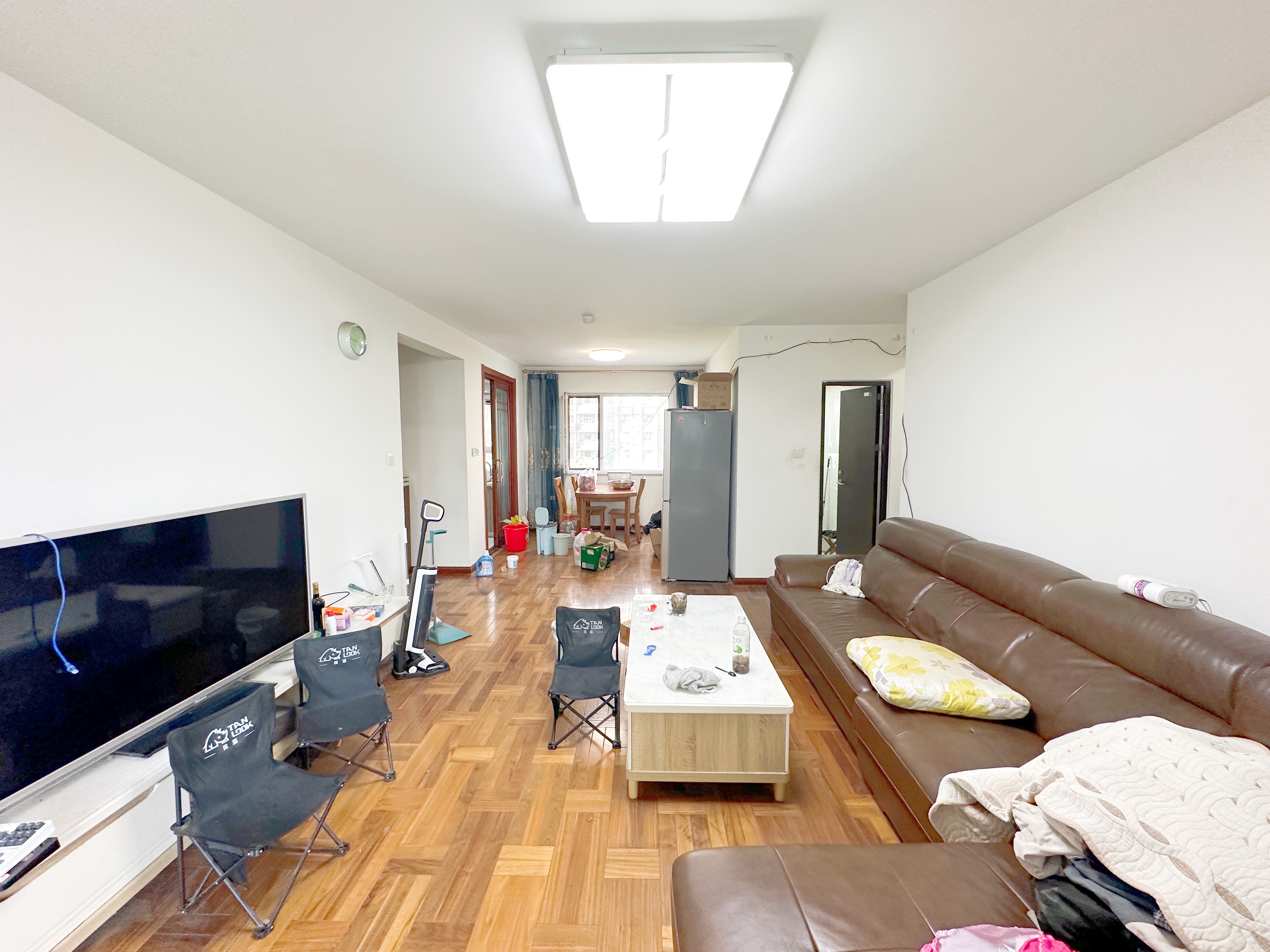  荣盛花语馨苑 南北