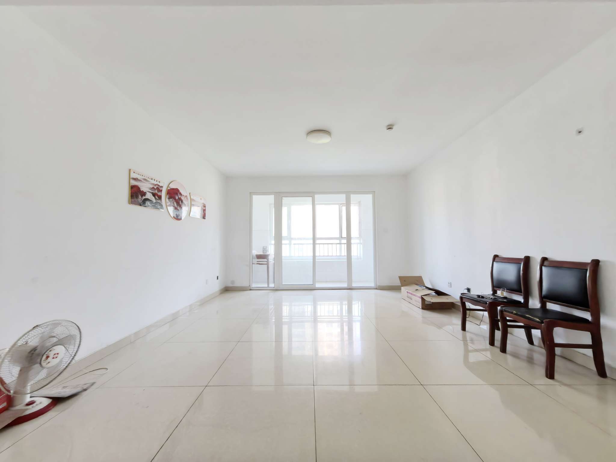   杨湖社区一区  2 急售  带车位地下室