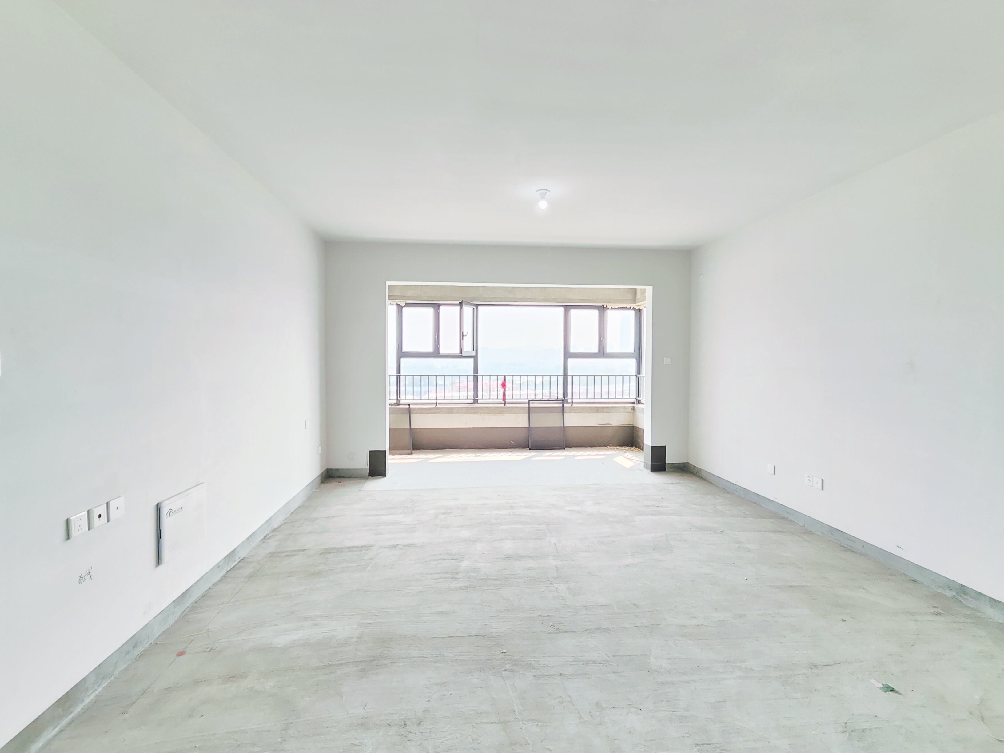  中梁明湖云璟 东