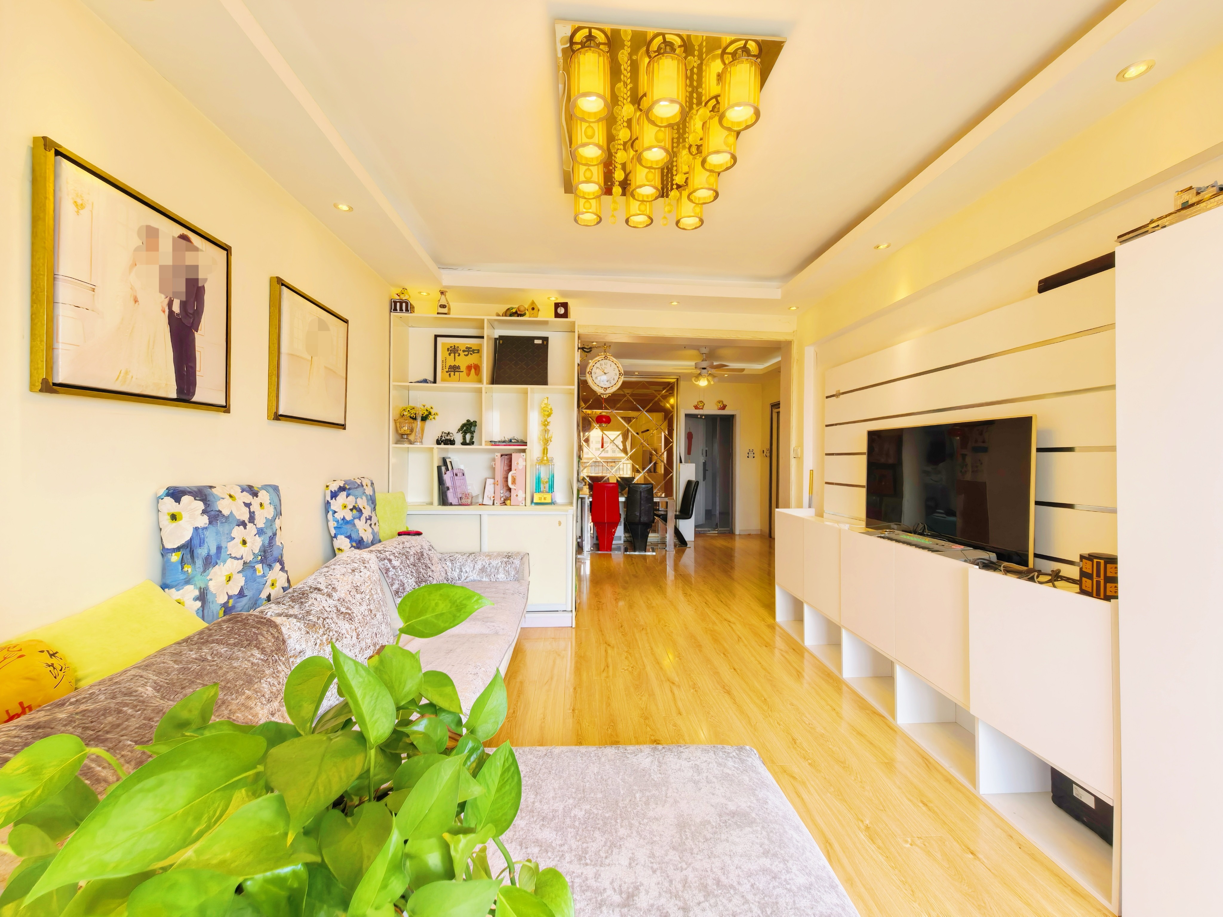  小高层凤凰层 房龄新 还可大谈 全年采光 丰润怡邻居 世茂