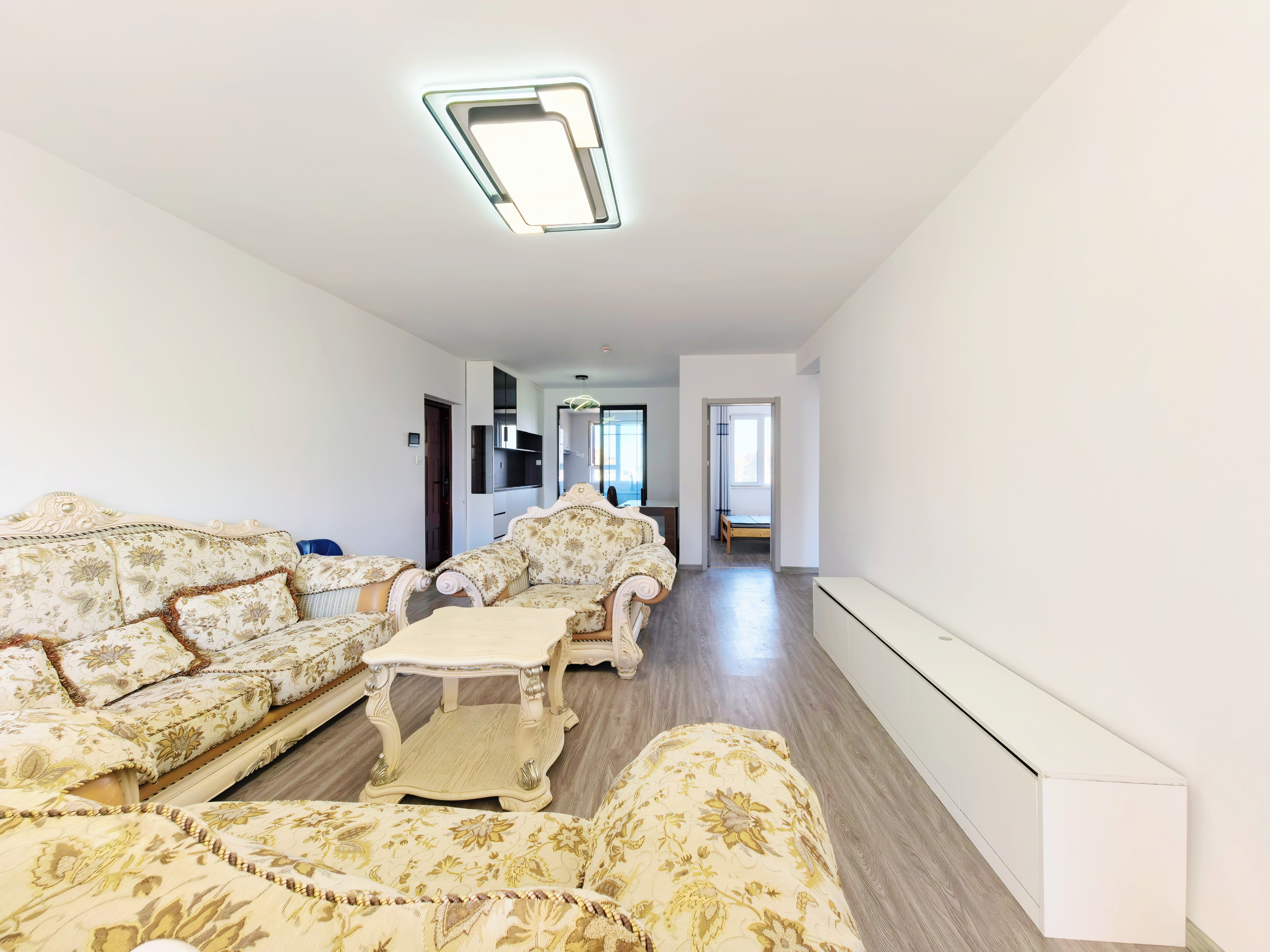  急售 看房有钥匙 价格可聊 采光无遮挡 融汇城