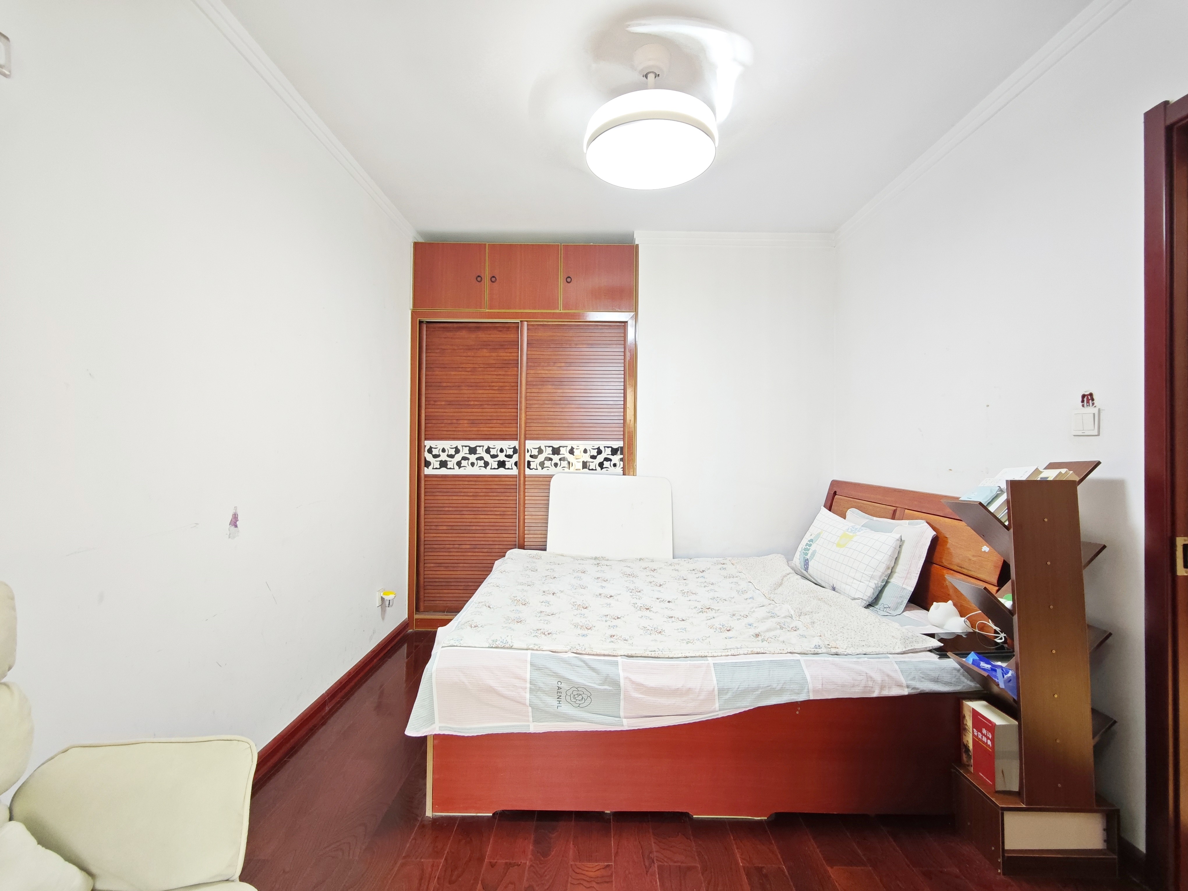 绿地新里香榭丽公馆