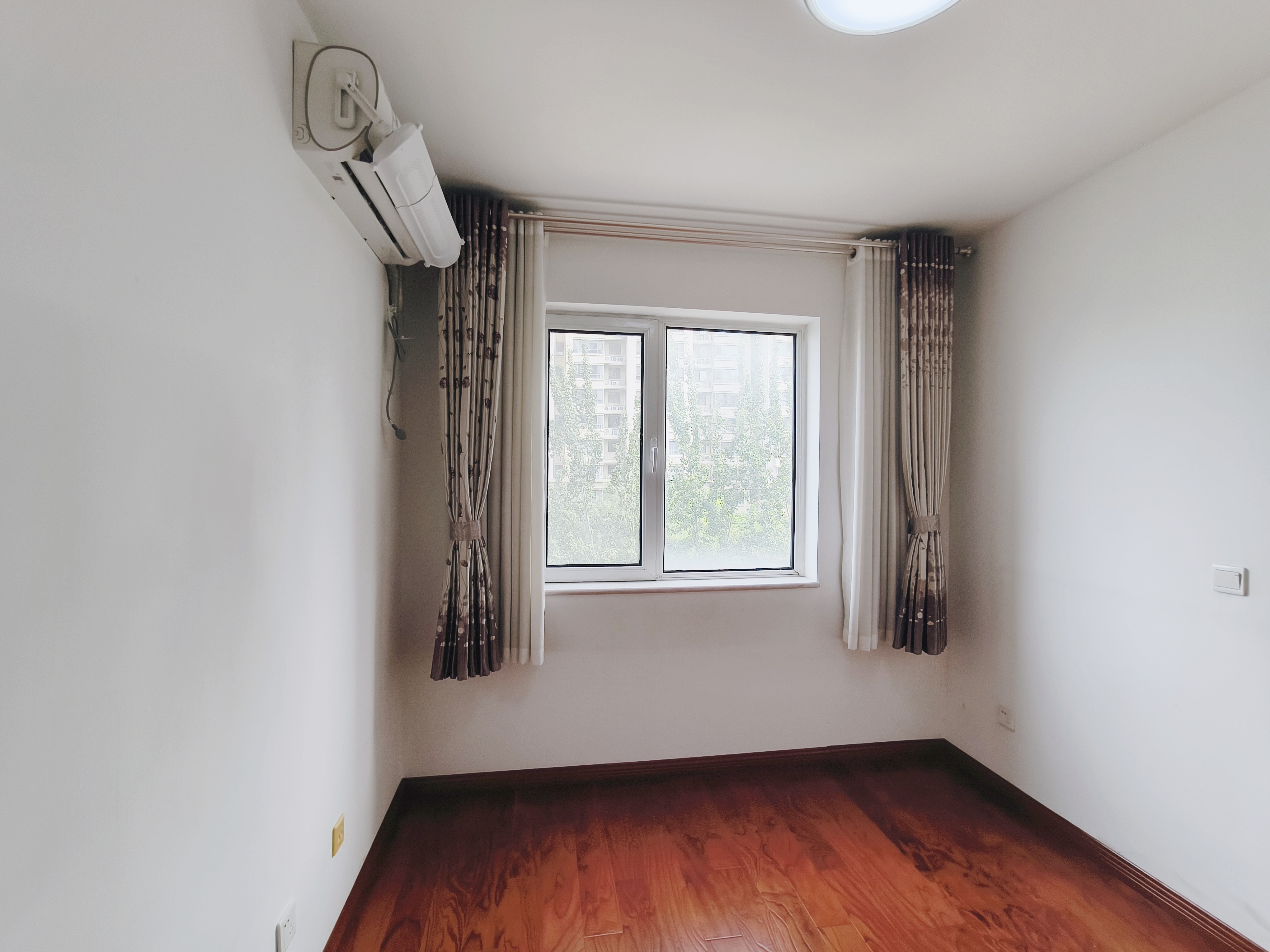 银丰唐郡紫薇园