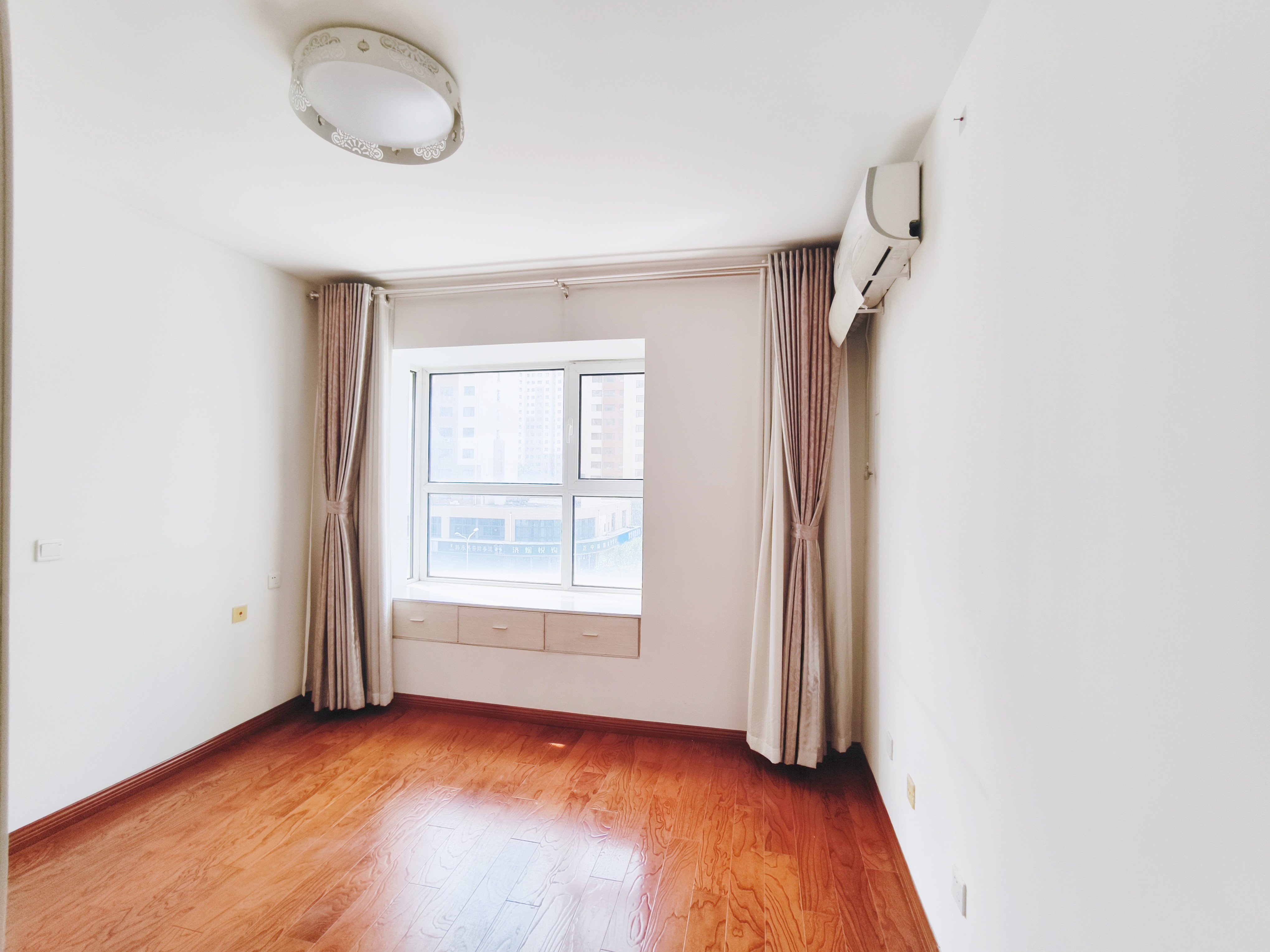 银丰唐郡紫薇园