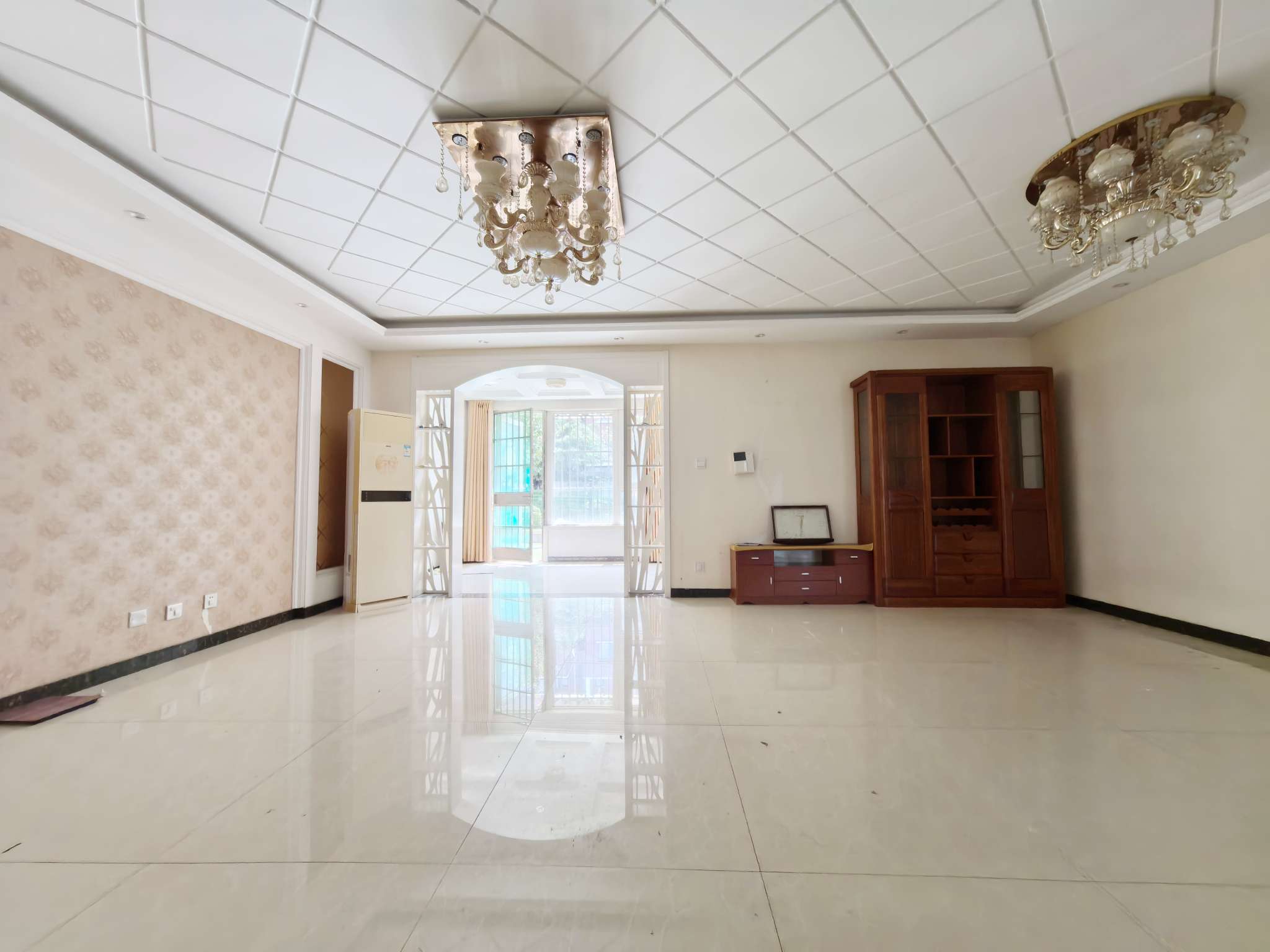  重汽翡翠东郡 南