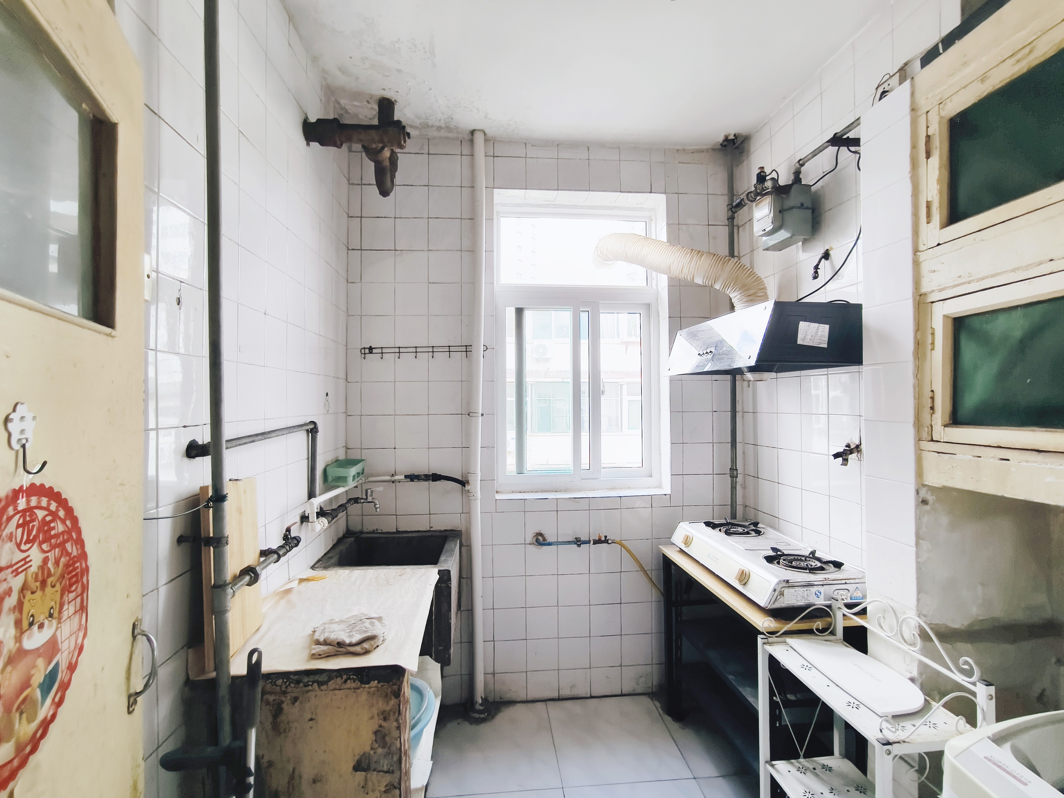 济钢新村中心区