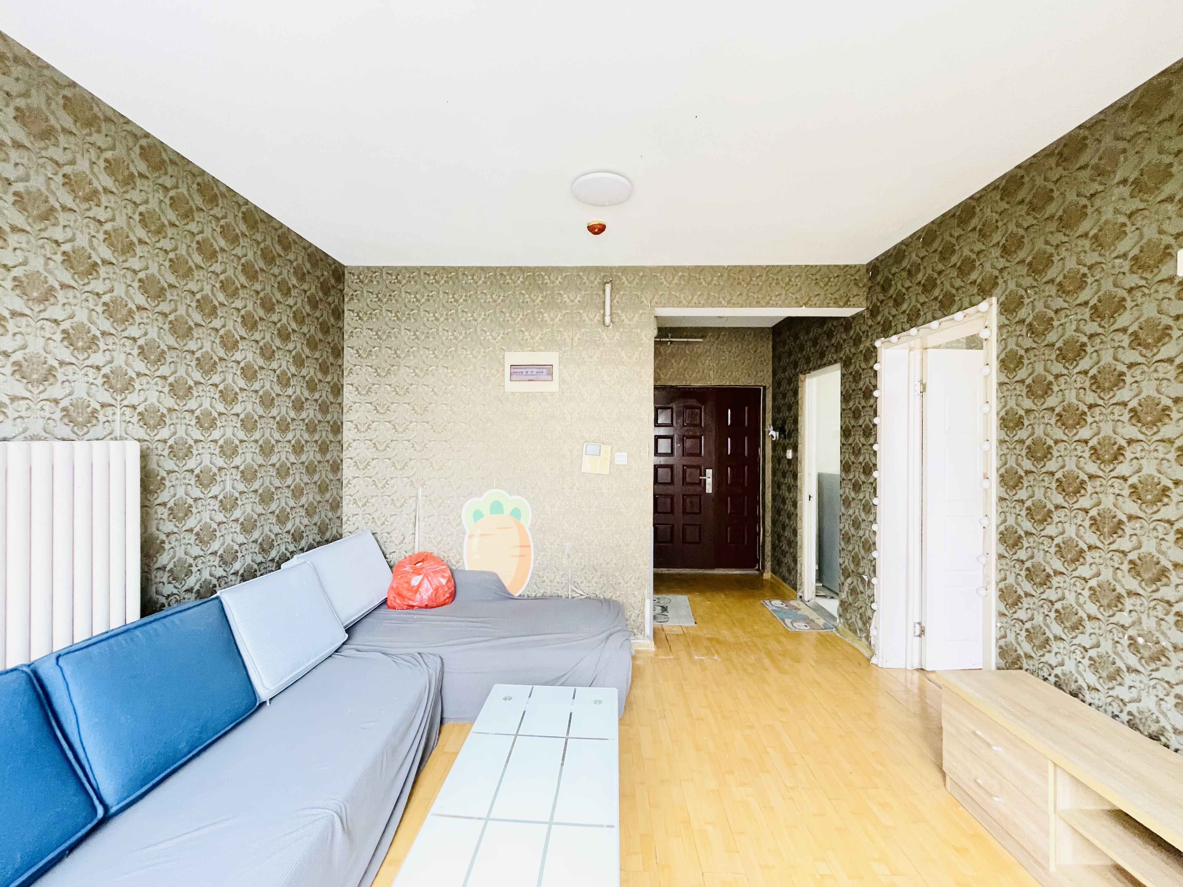  丁豪蓝调国际 南北