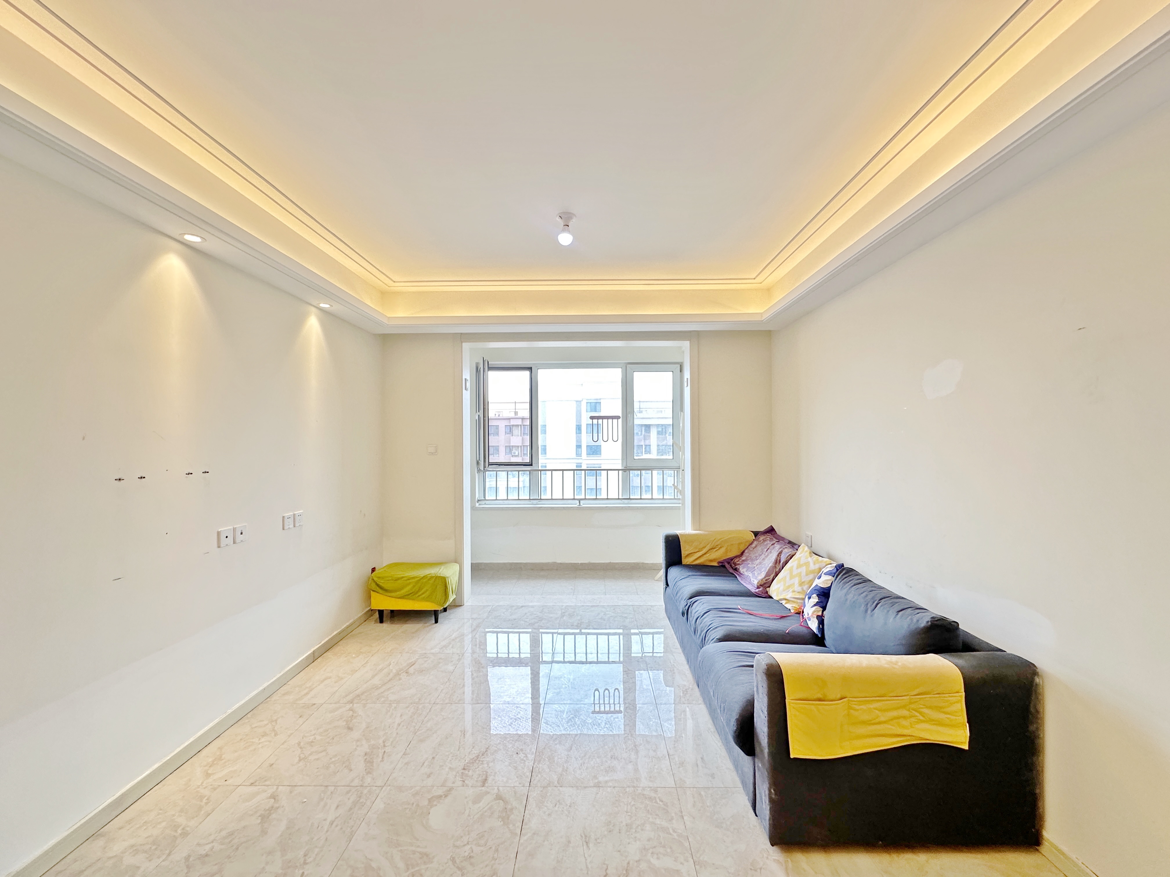  世茂原山首府 南