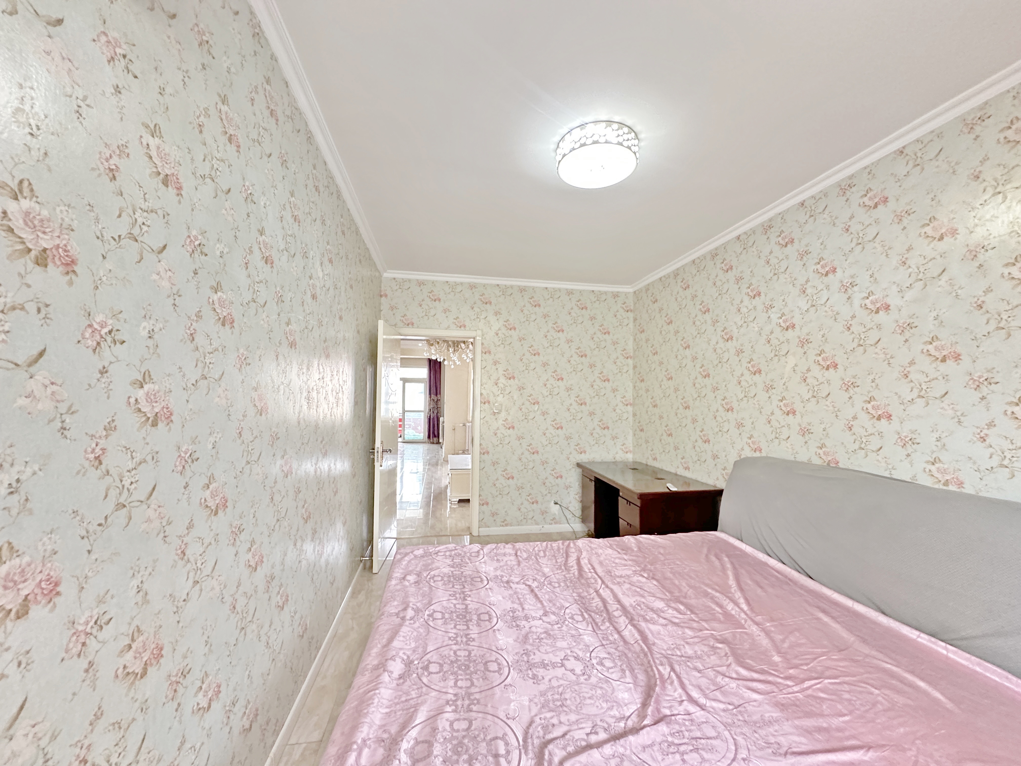 卧龙花园龙和苑