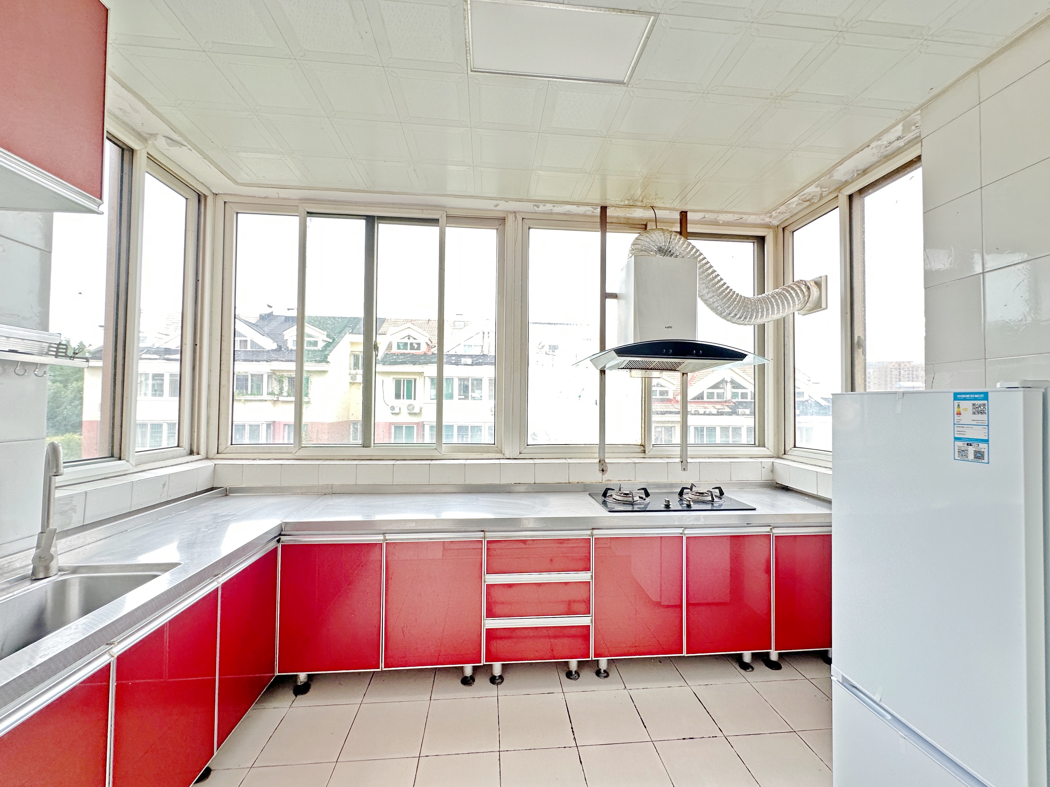 卧龙花园龙和苑