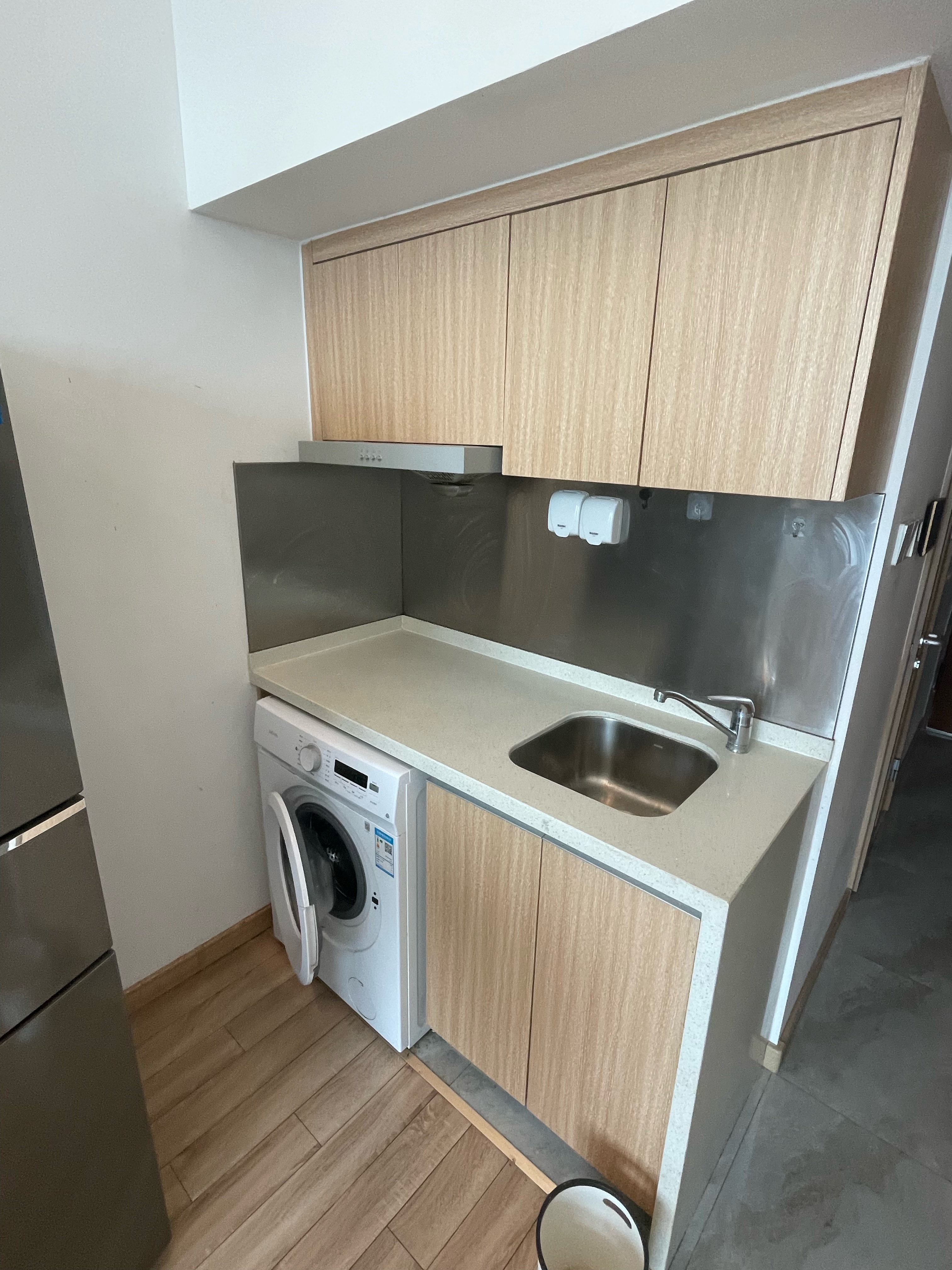 万科大都会万公馆