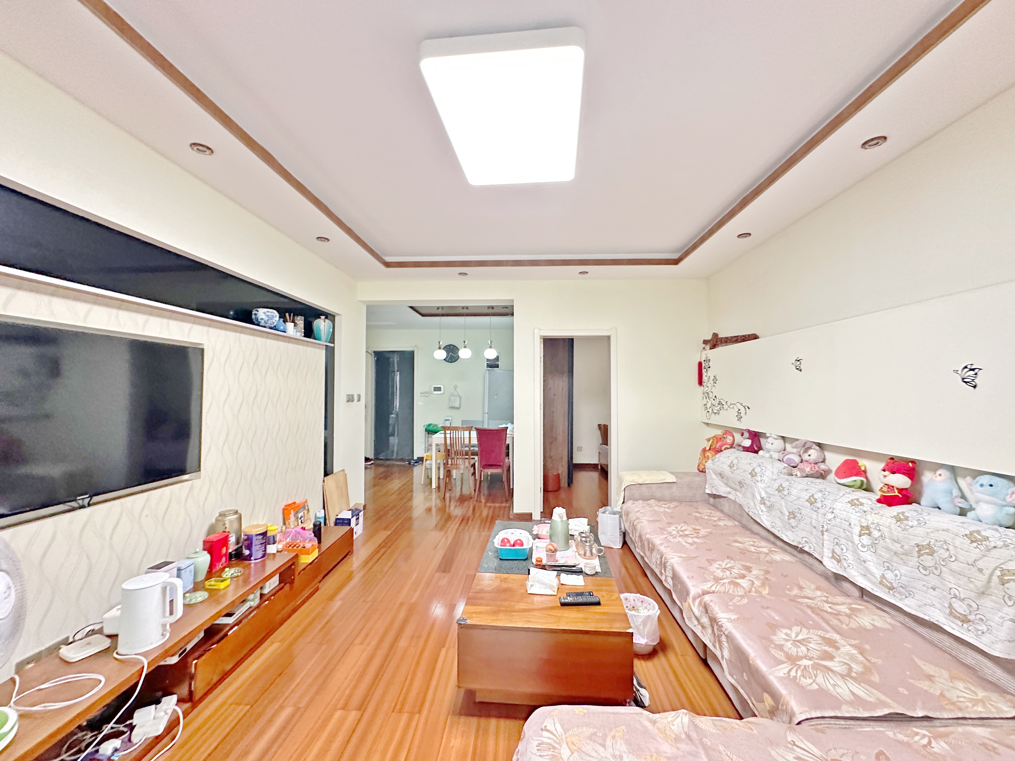 绿地新里卢浮公馆