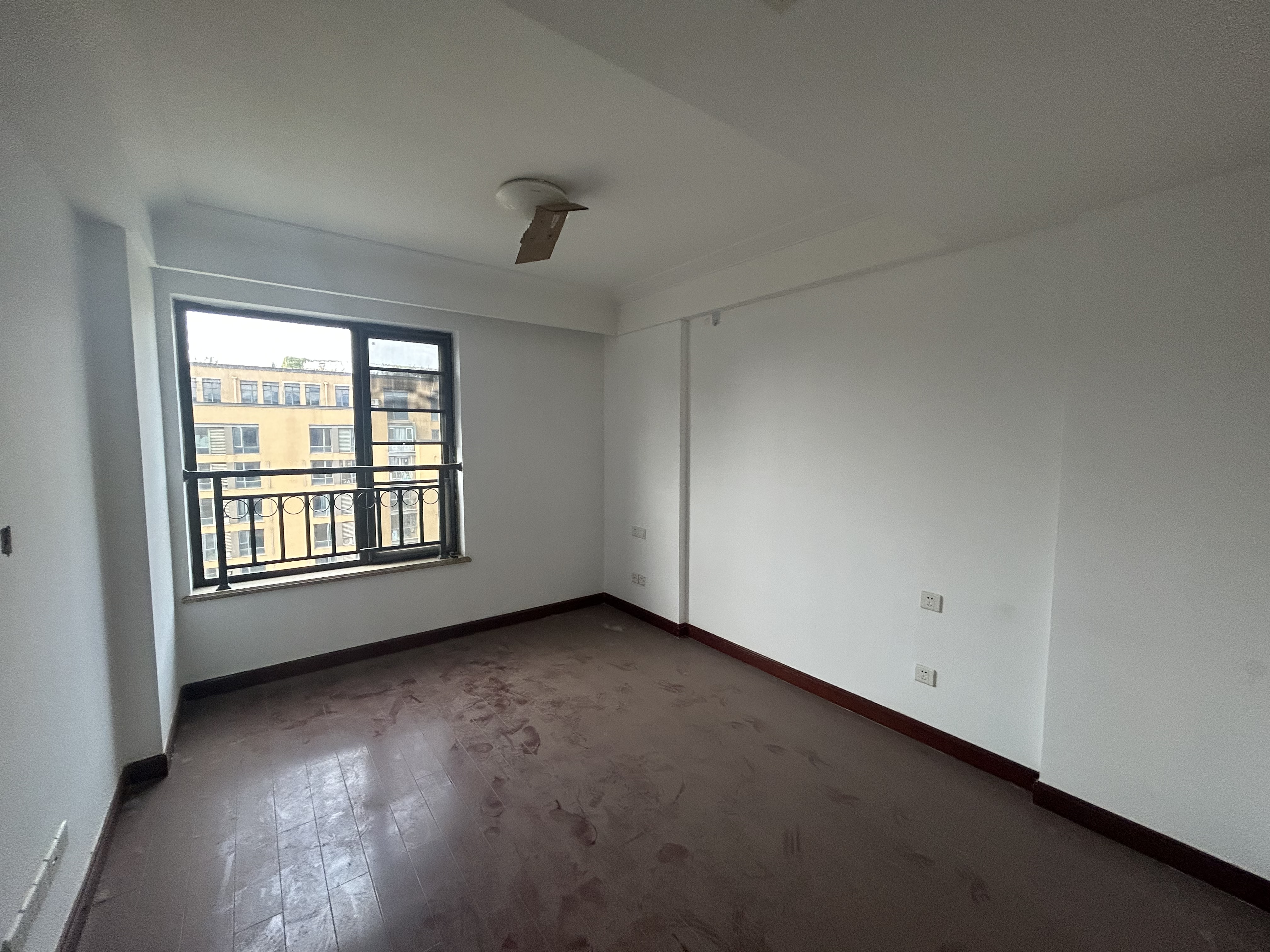 海尔绿城百合园