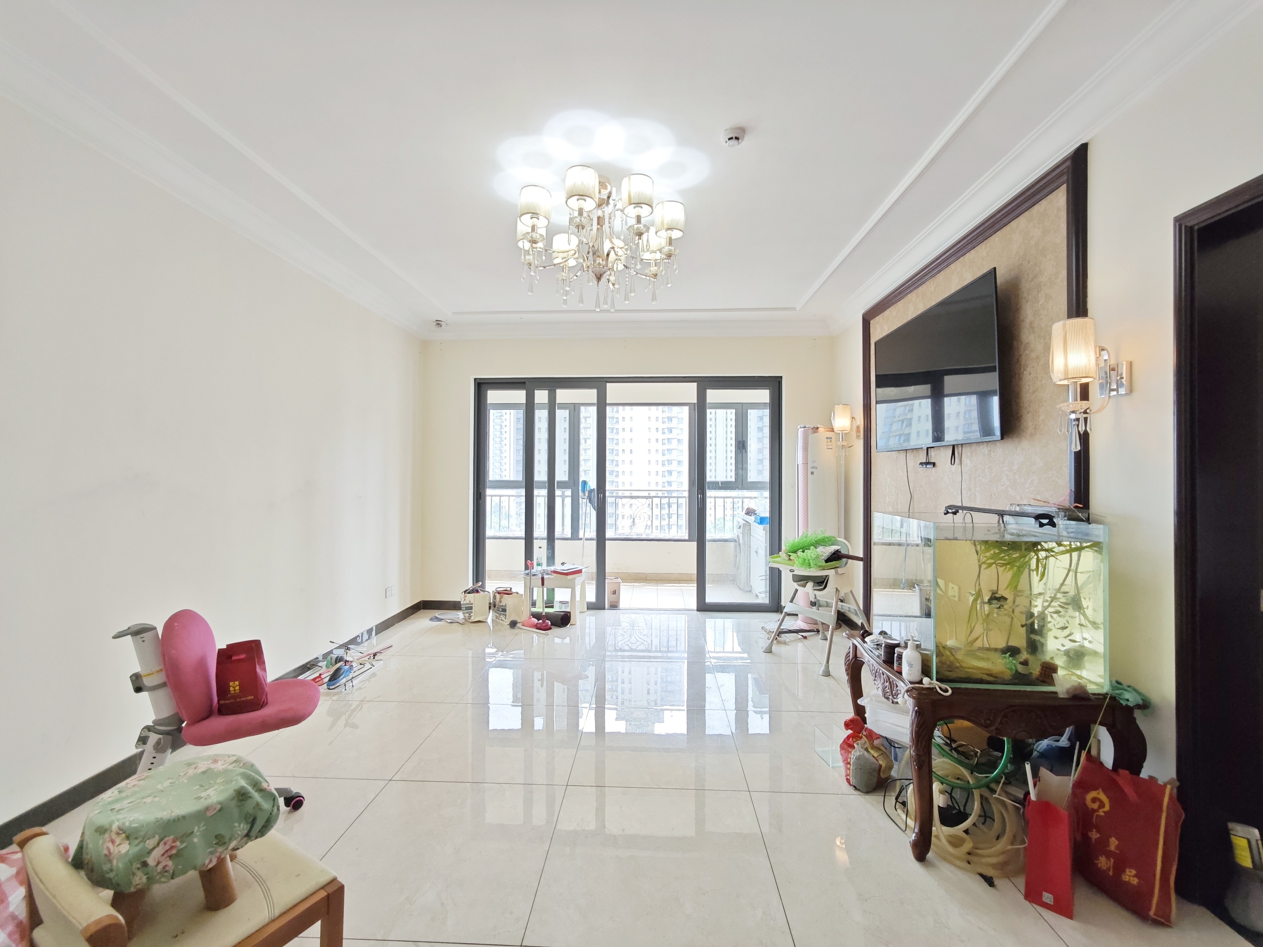  恒大翡翠华庭 南北