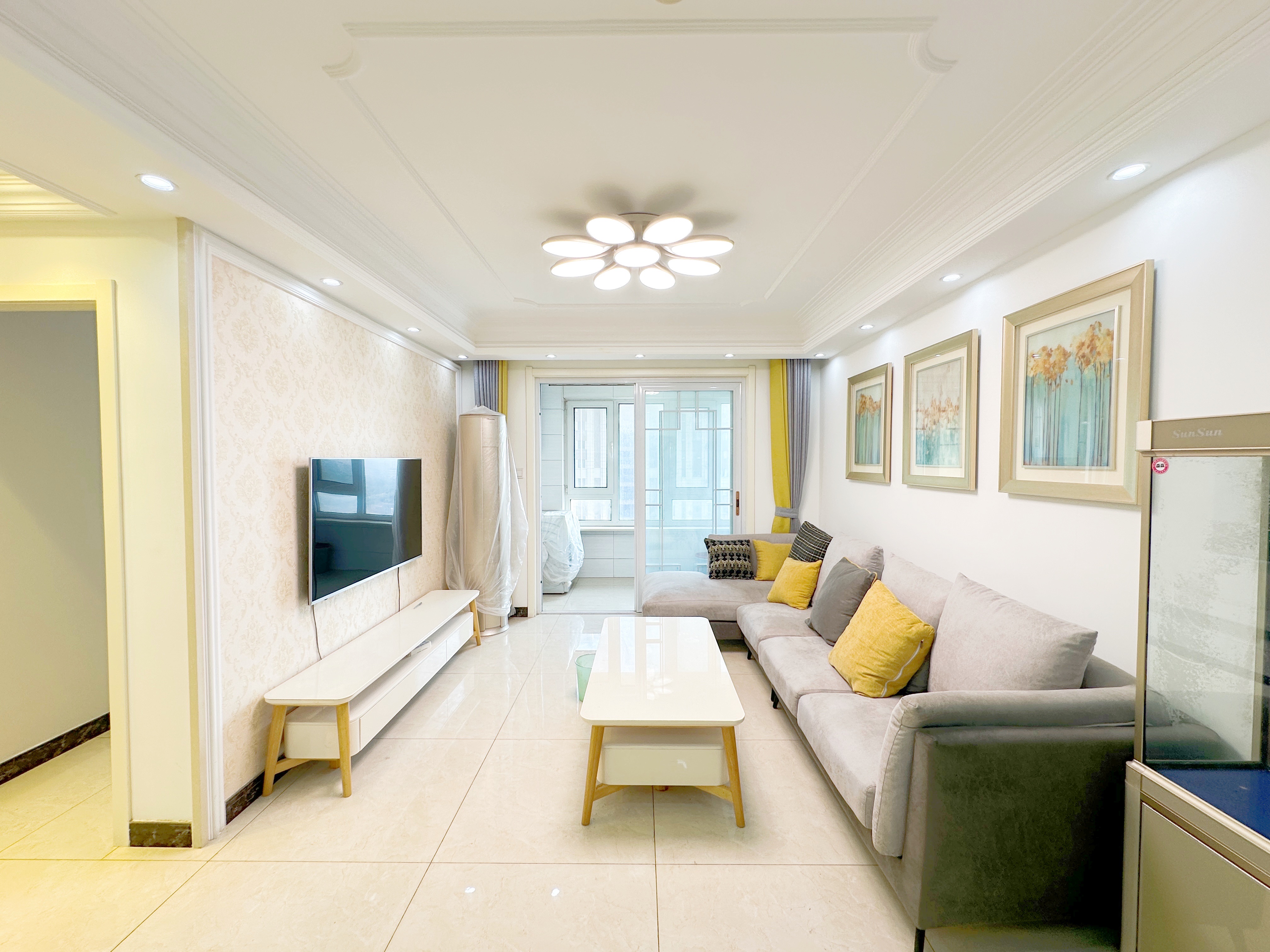  荣盛花语馨苑 南