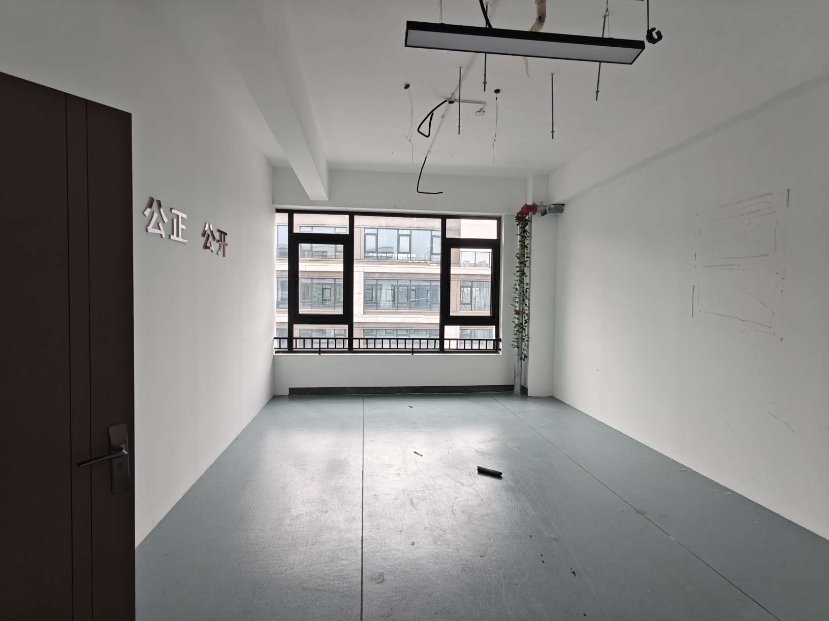 城投绿城深蓝时光