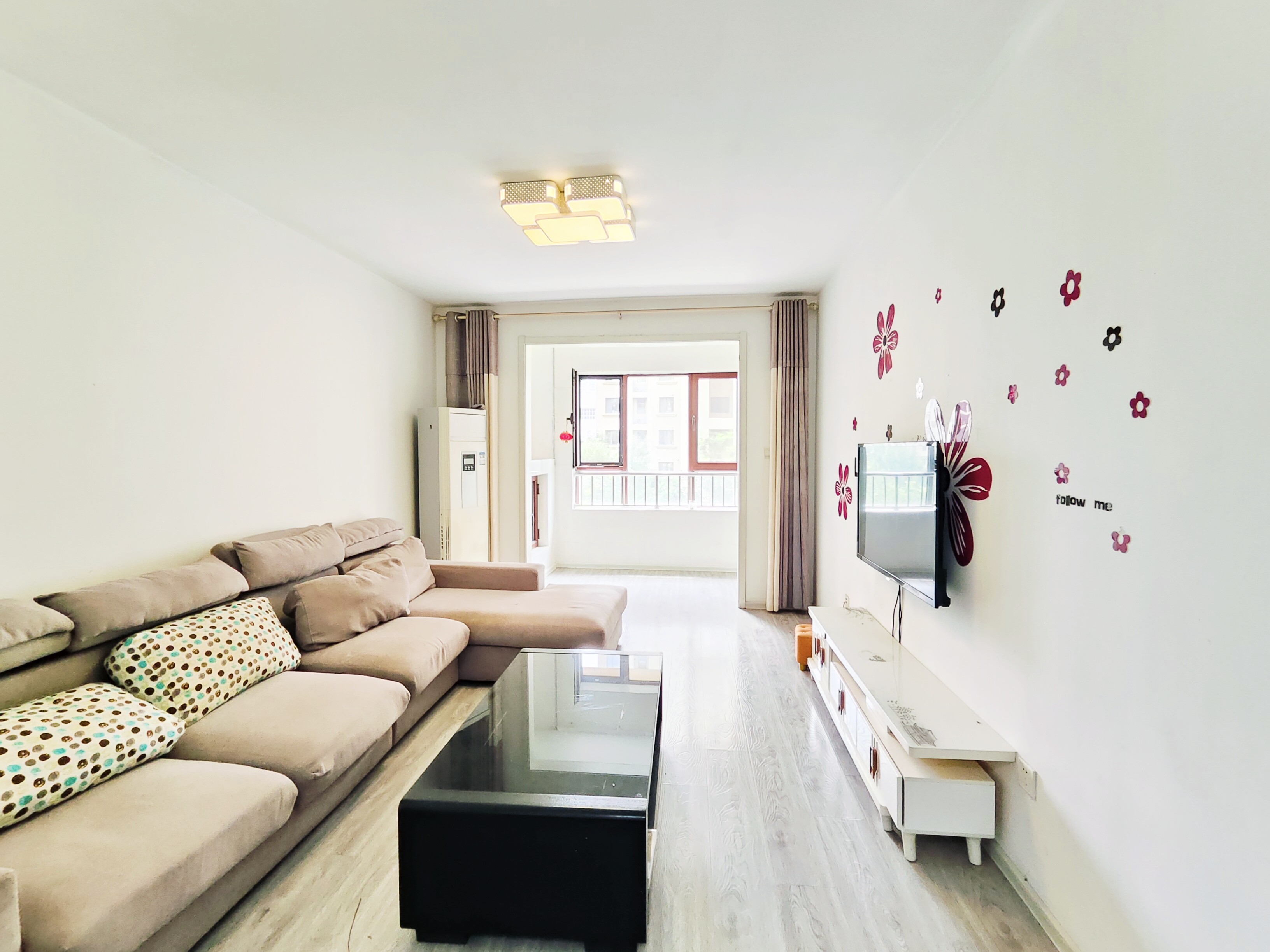  绿地隆悦公馆 南北