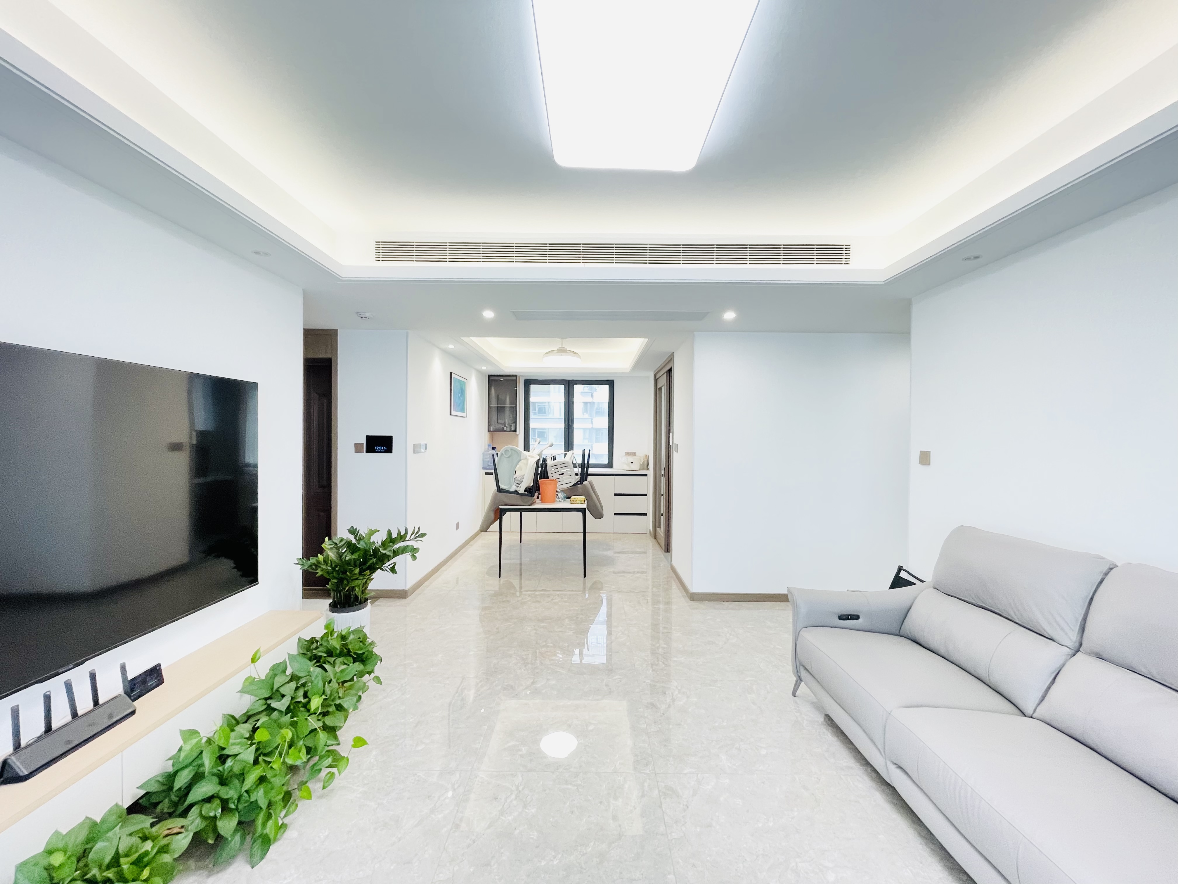  招商·滨河府 南北