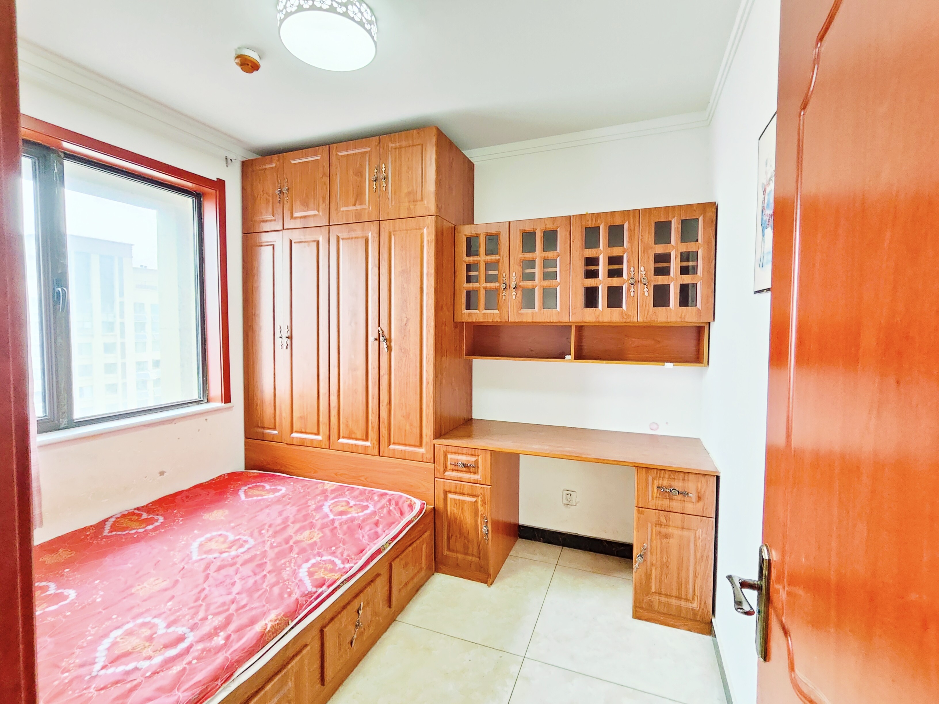 海尔云世界滟澜公馆花园