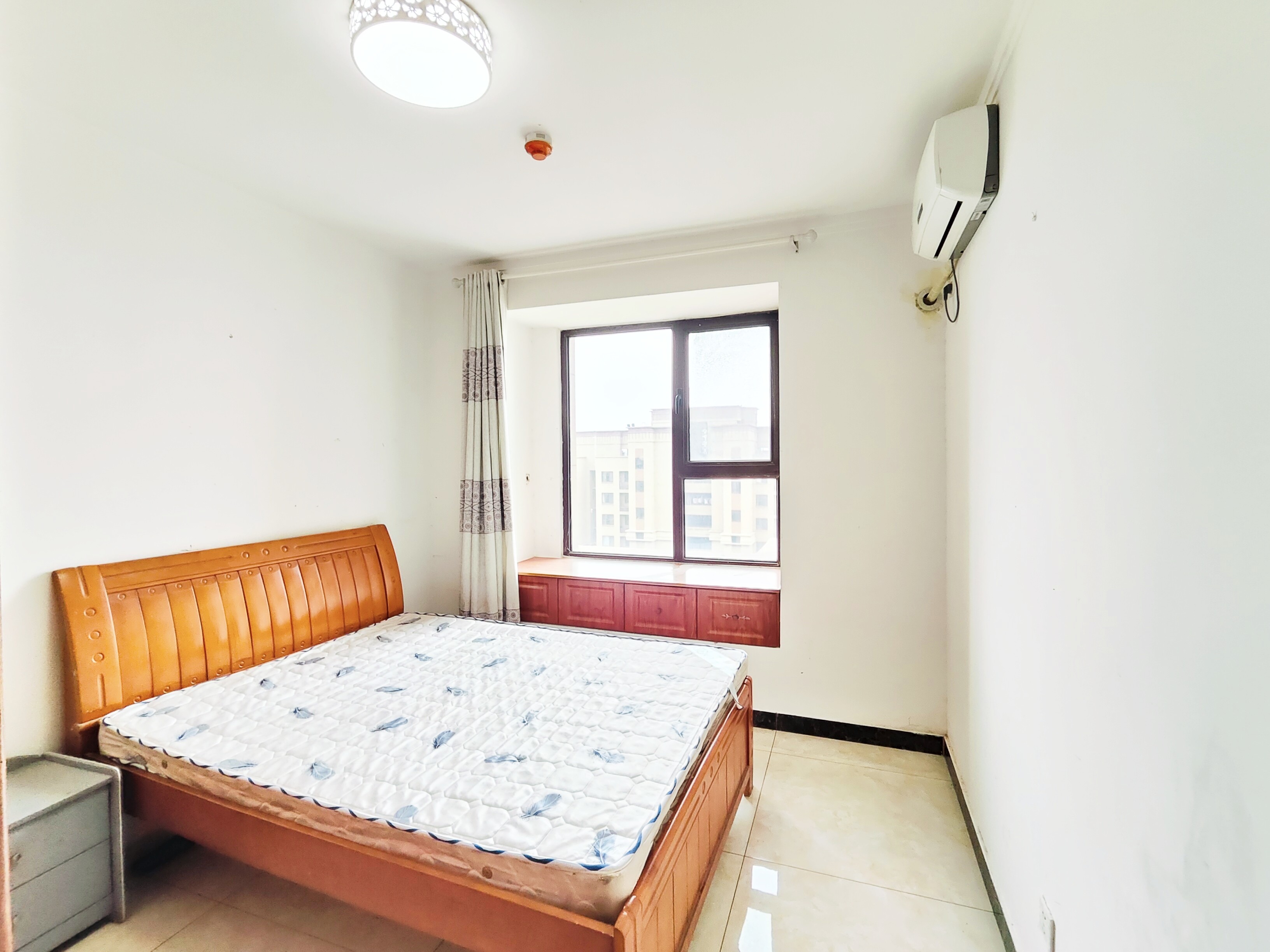 海尔云世界滟澜公馆花园