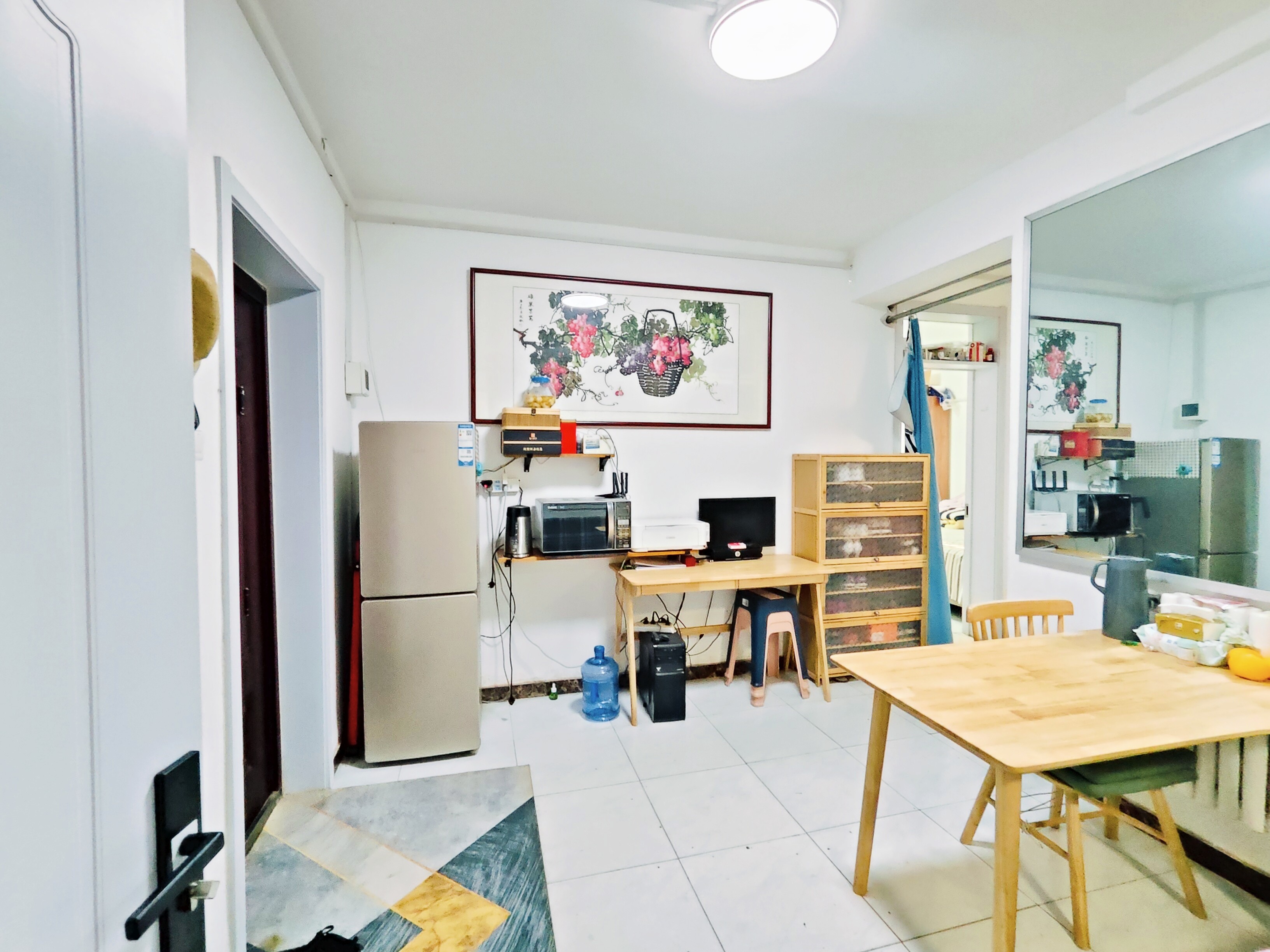  洪家楼西路16-3号 东西