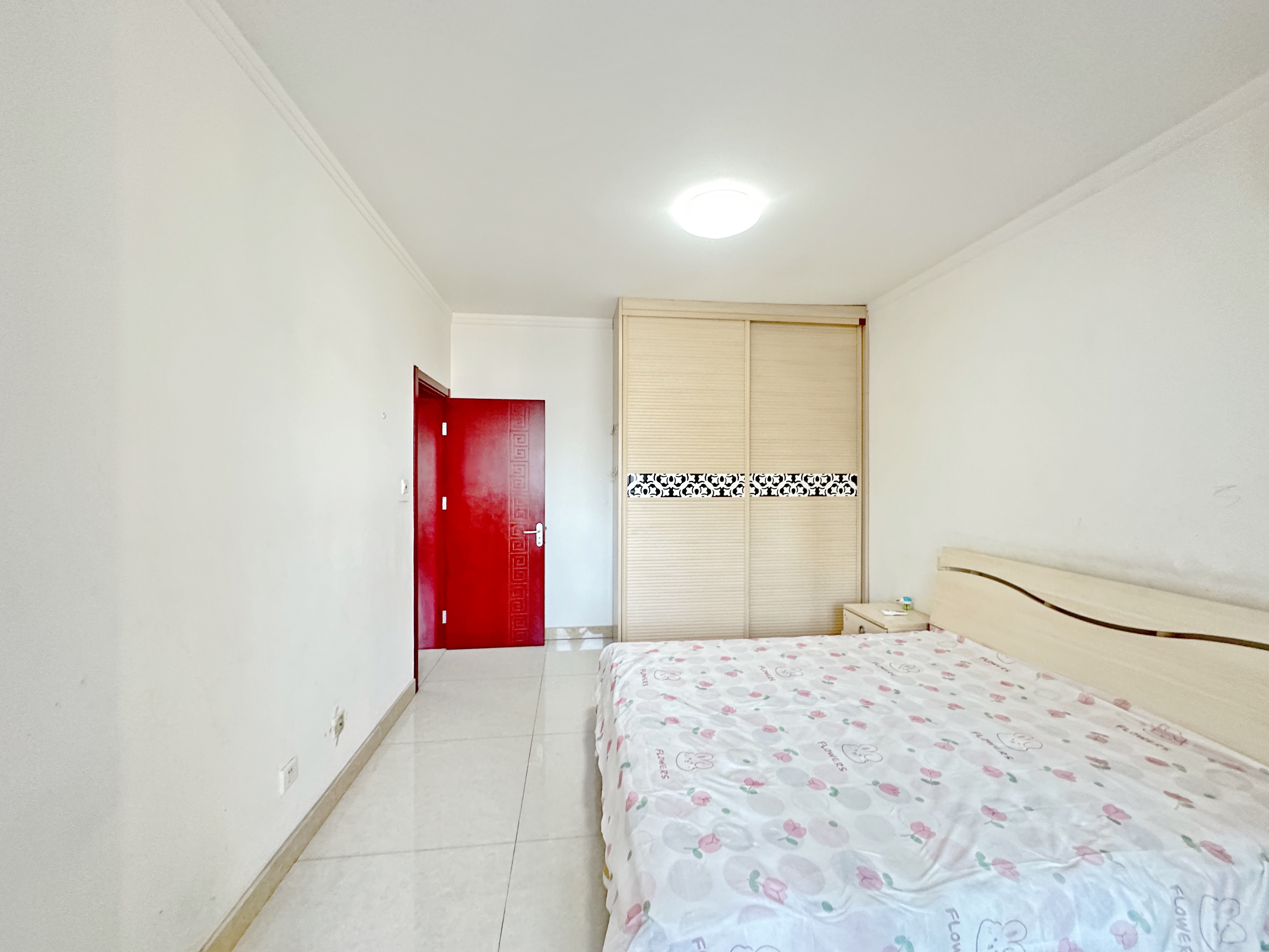 绿地新里卢浮公馆