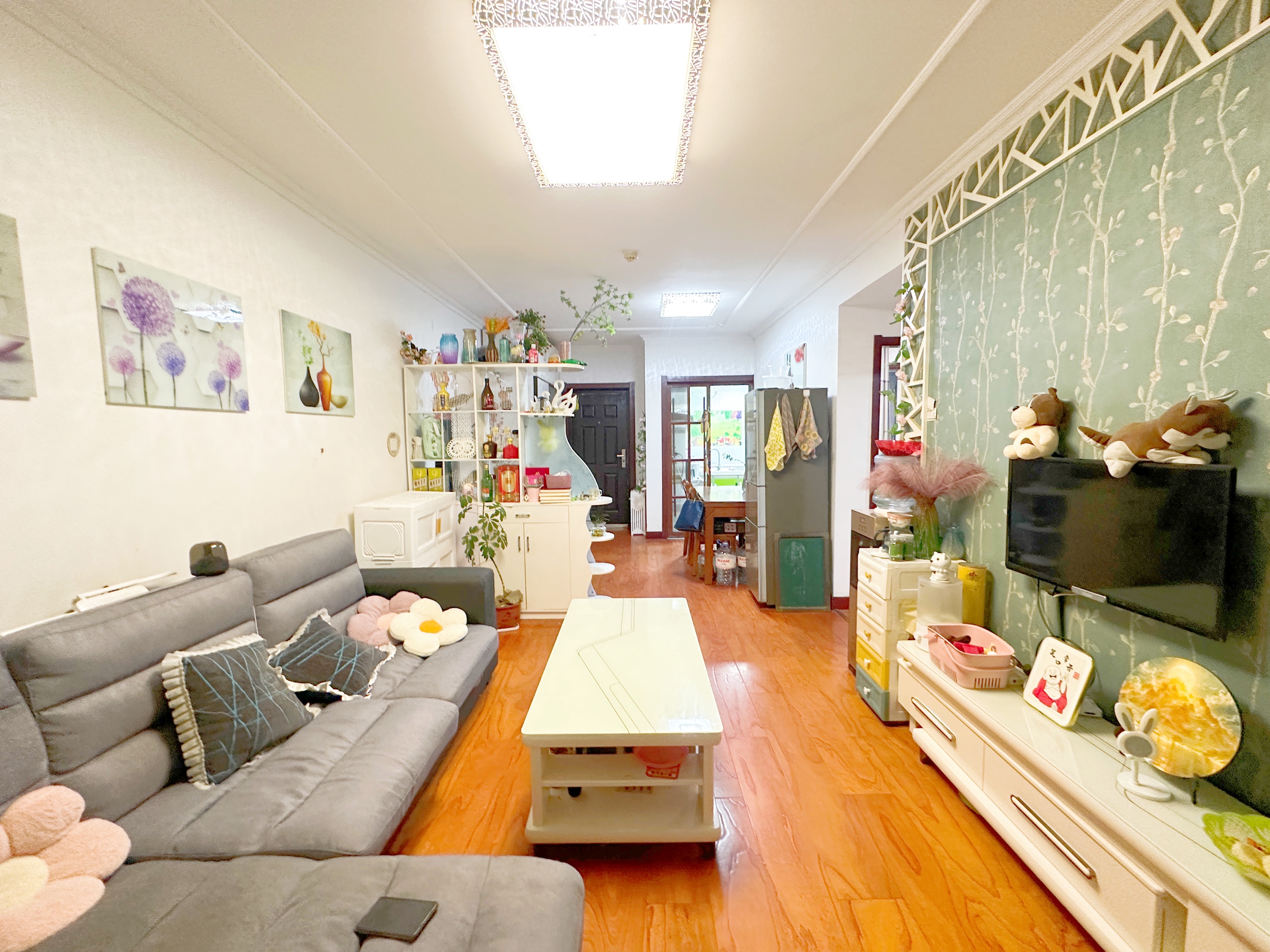  荣盛花语馨苑 南北