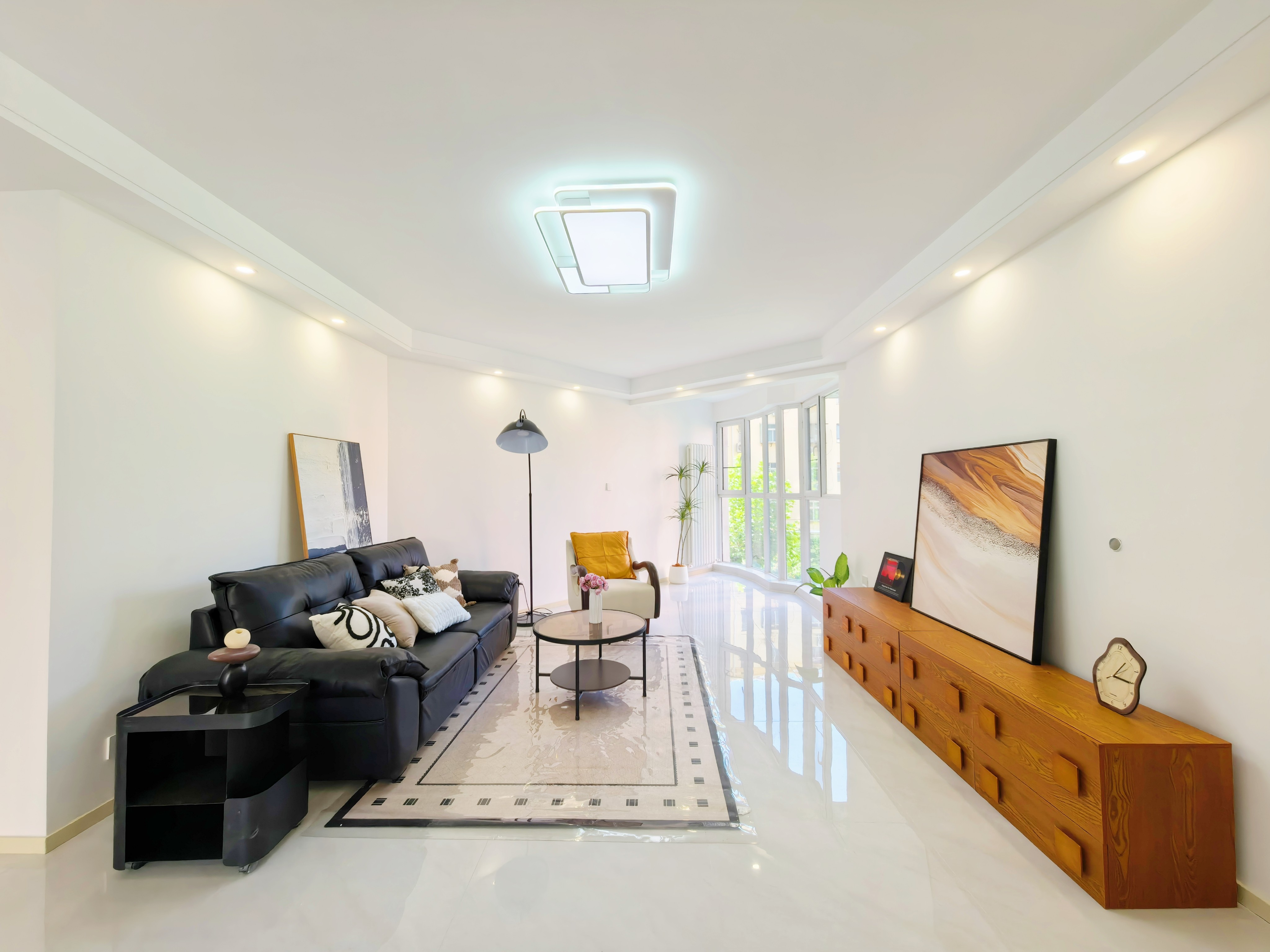  新上 30万精修未住 新世界阳光花园 三室两卫 和谐省立