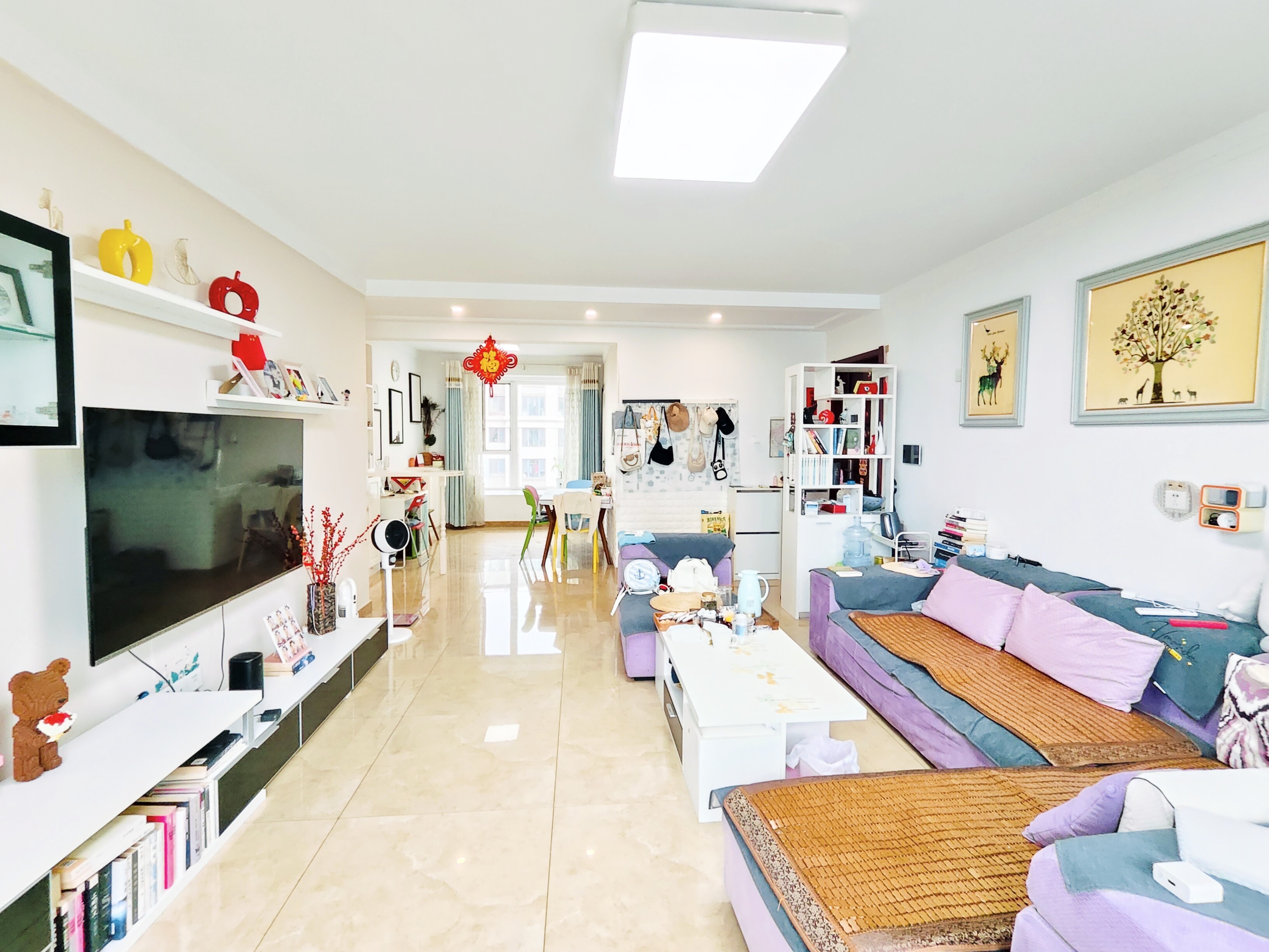  重汽翡翠外滩 南北