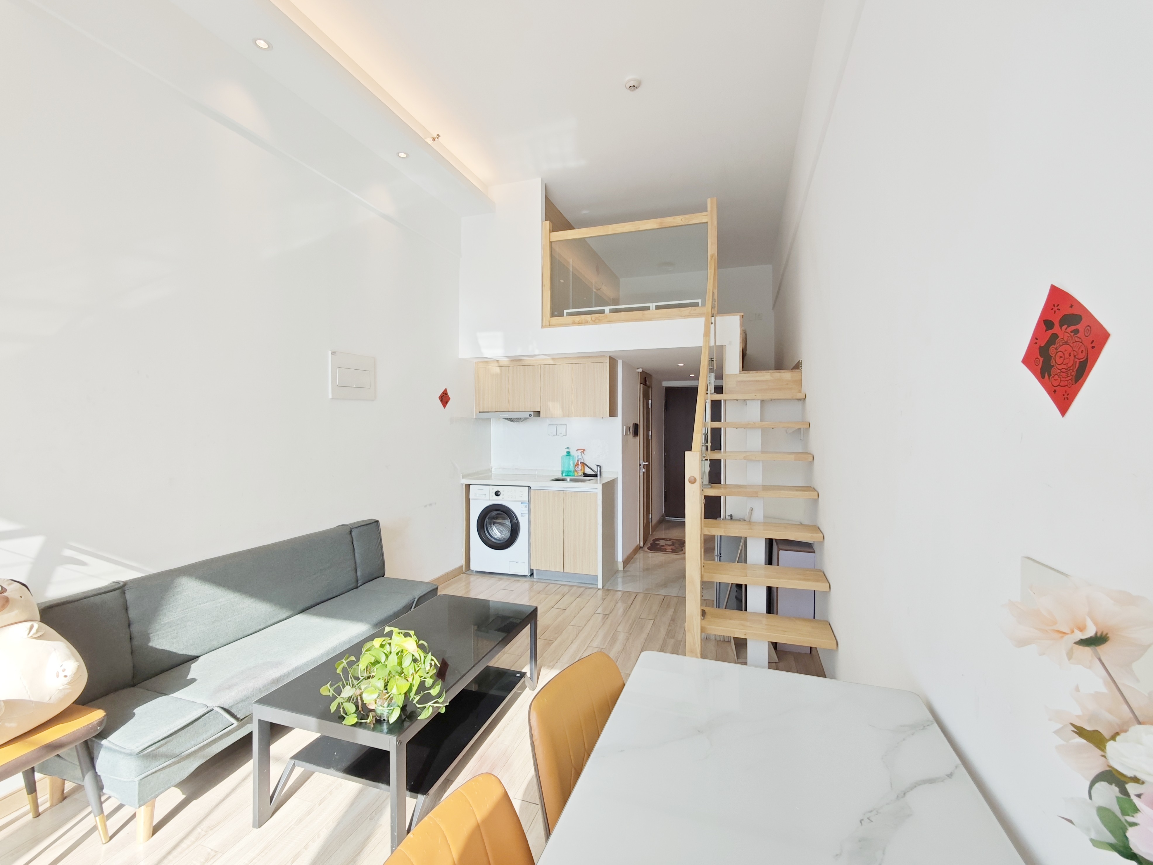  万科大都会万公馆 南北