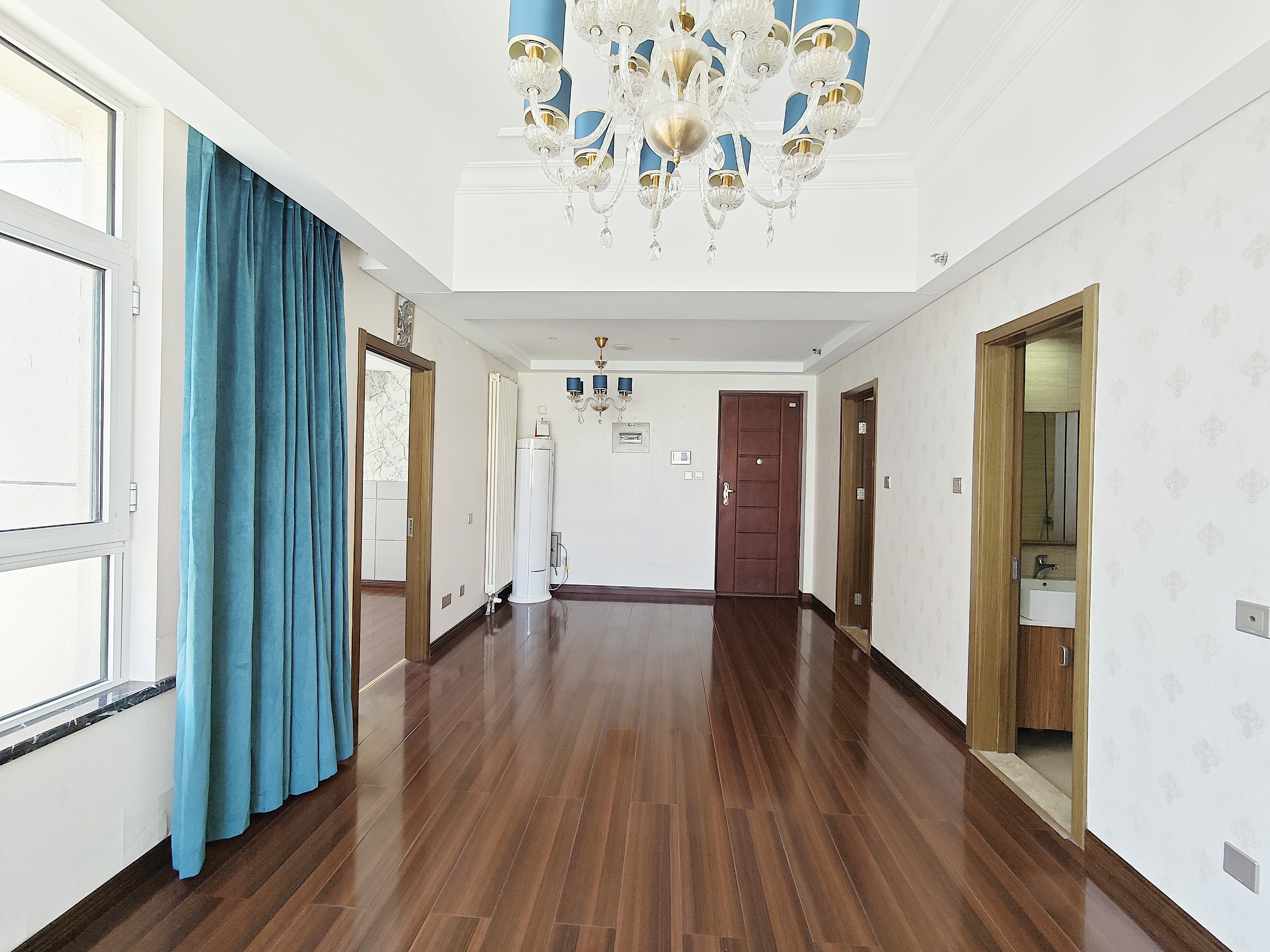  黄金99生活广场  南