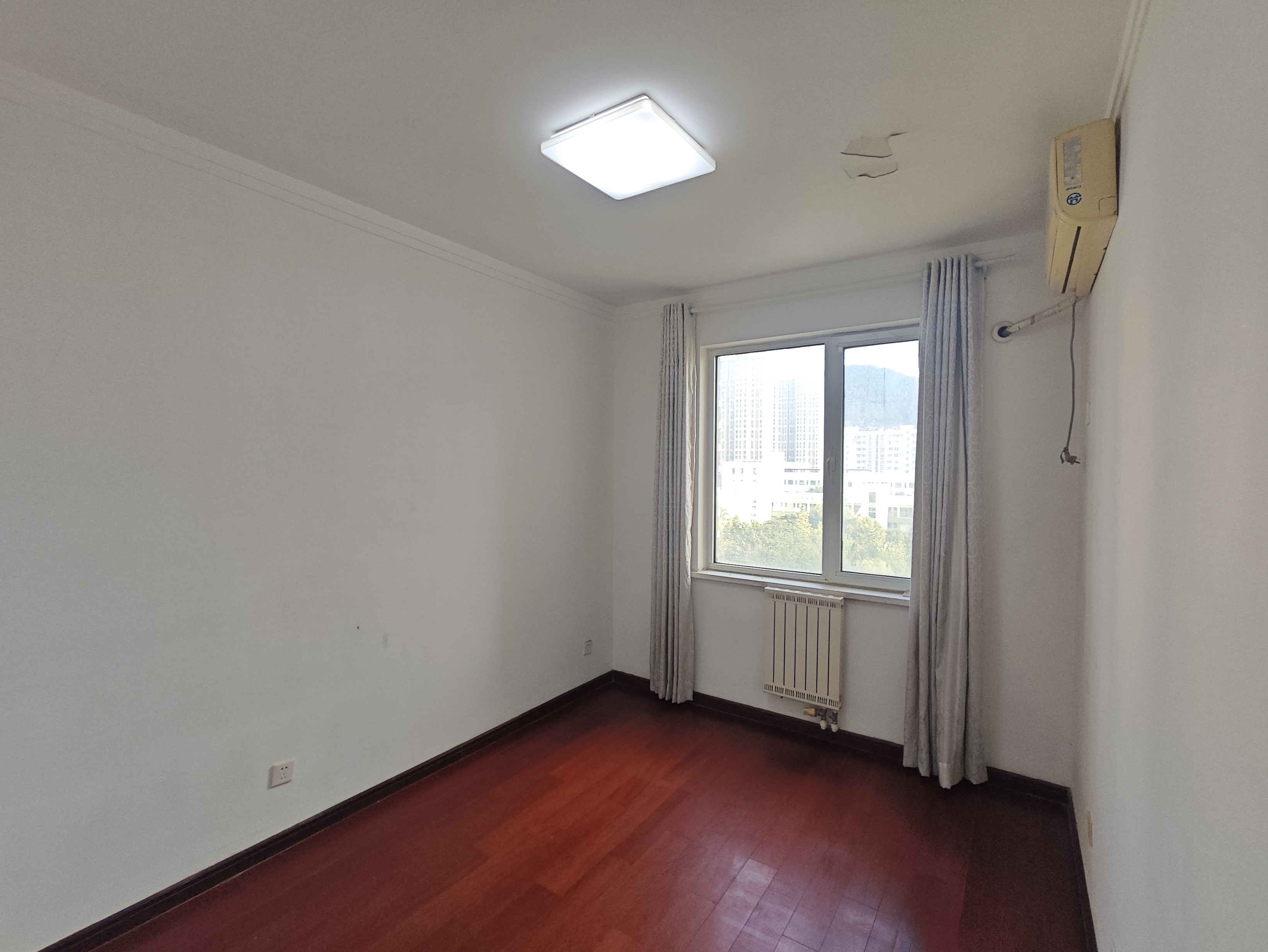 鲁能领秀城E区（六区）