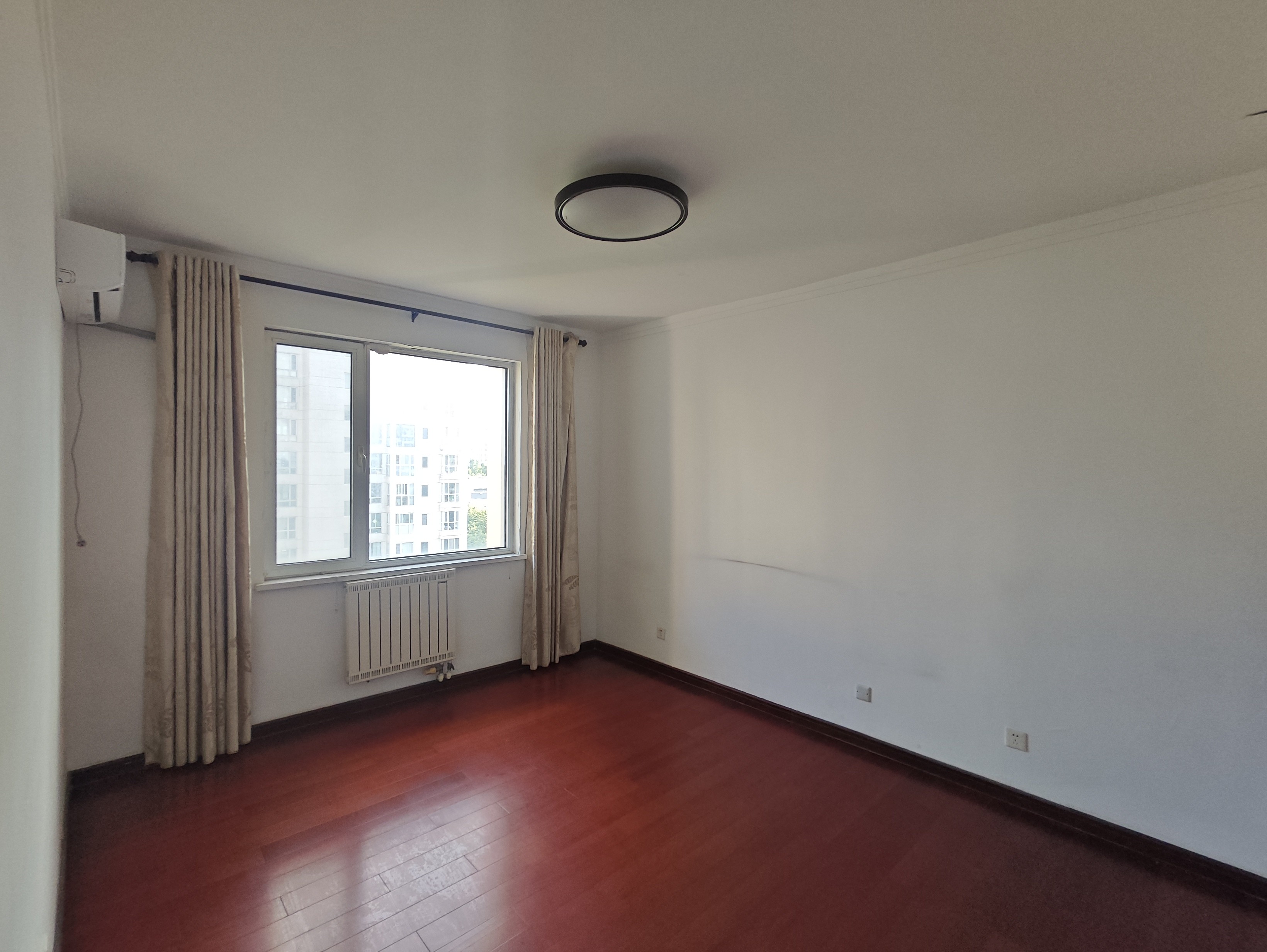 鲁能领秀城E区（六区）