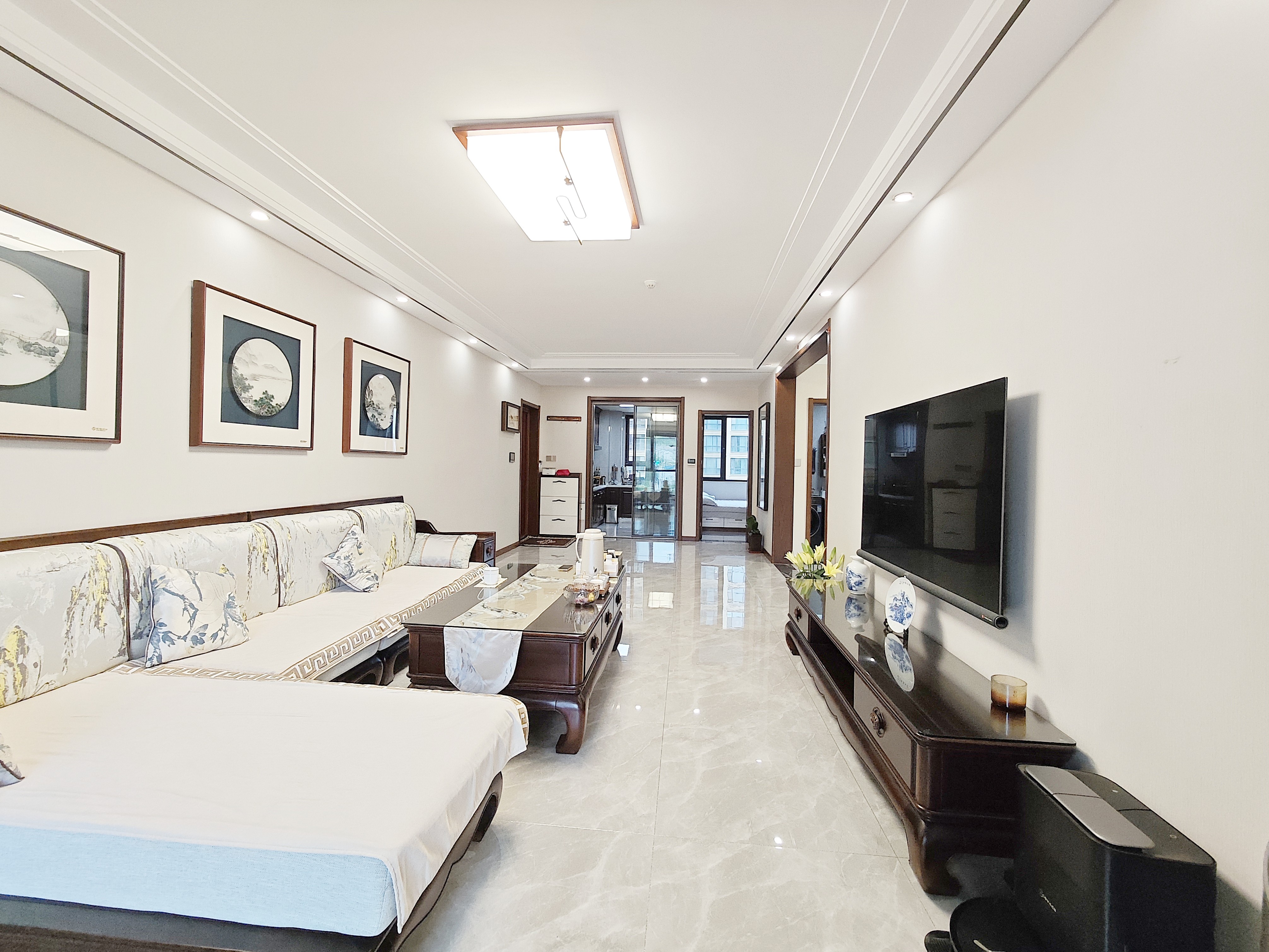  高新绿城玉兰花园 南北