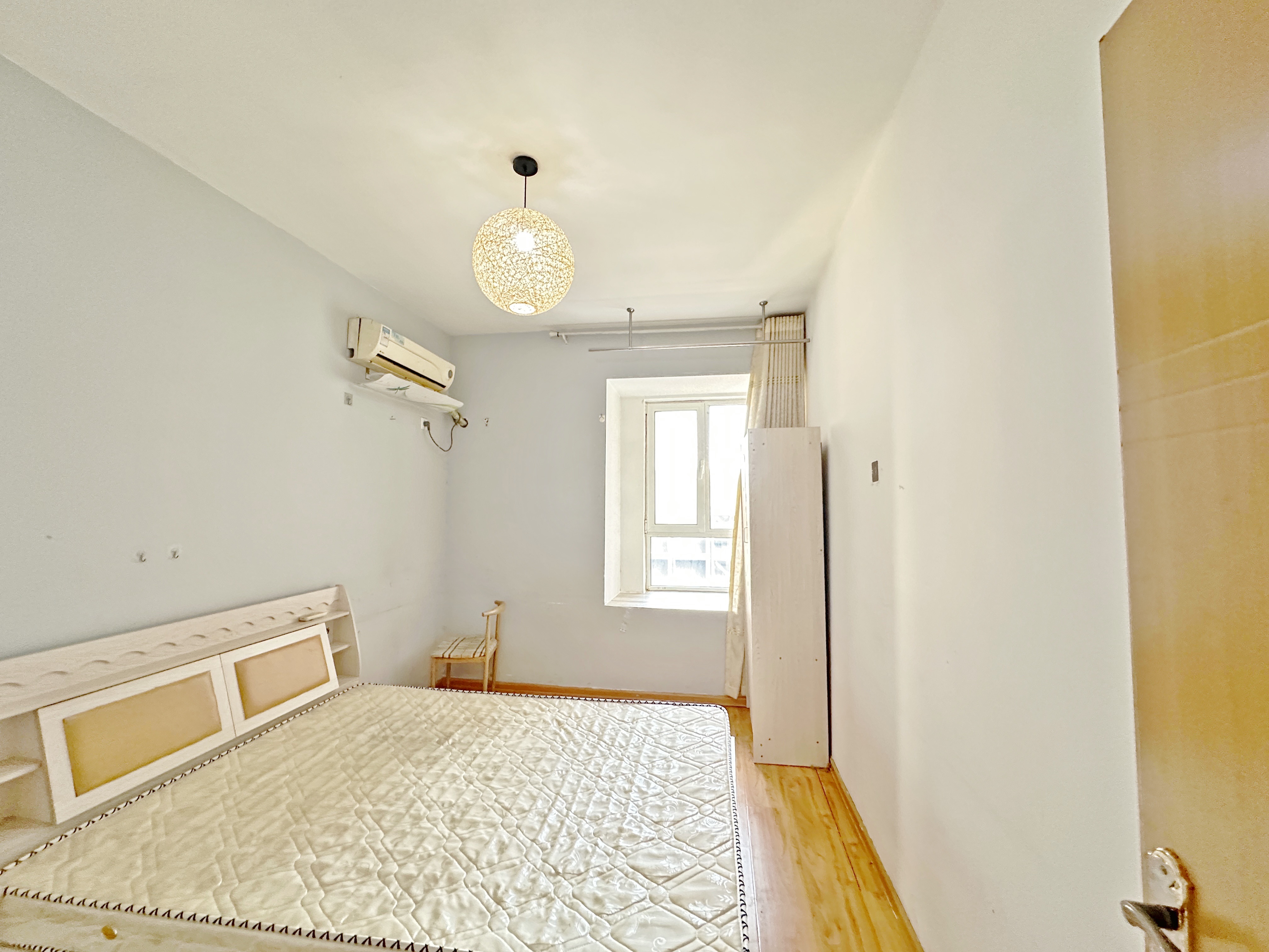 绿地新里卢浮公馆