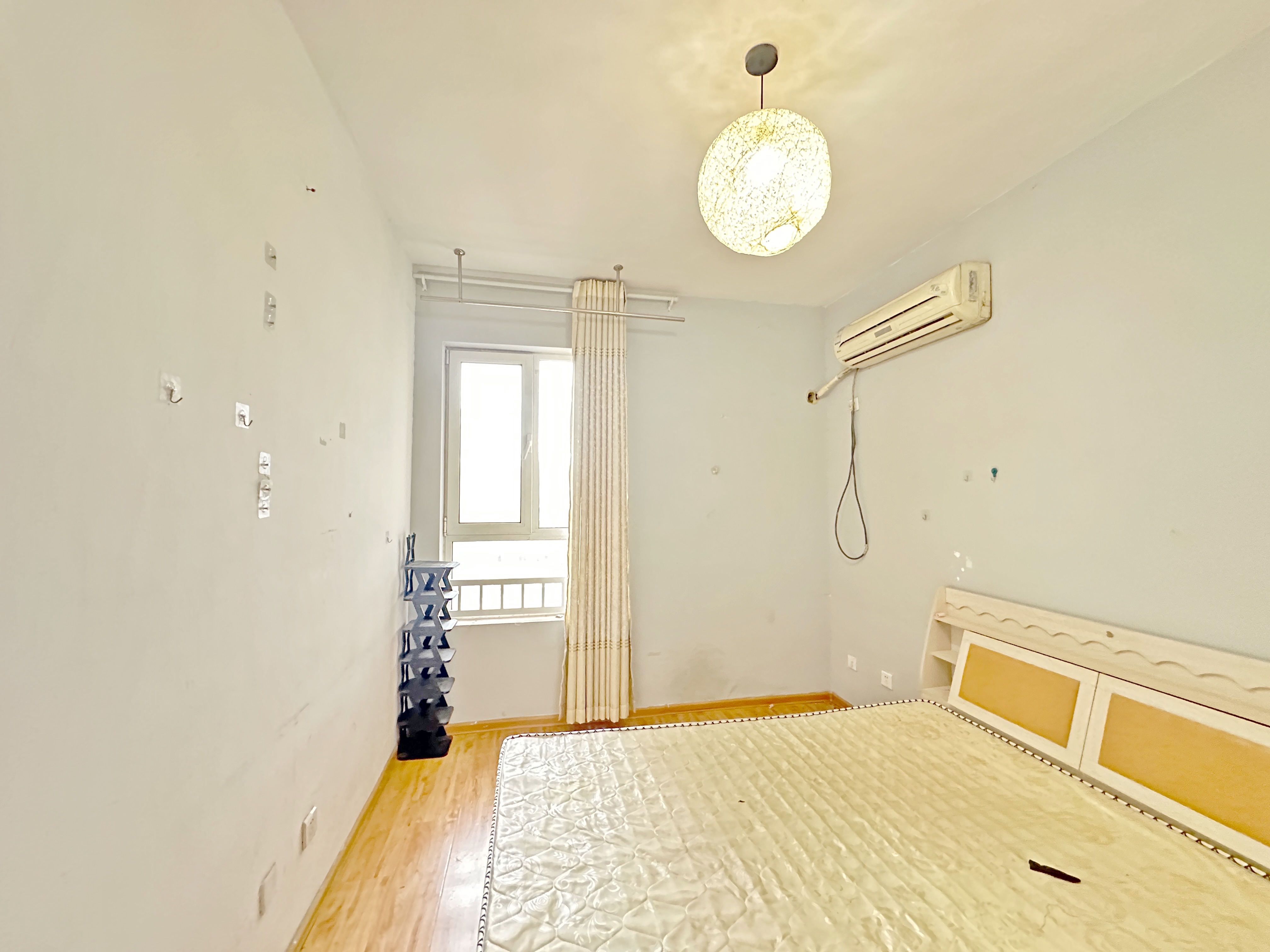 绿地新里卢浮公馆