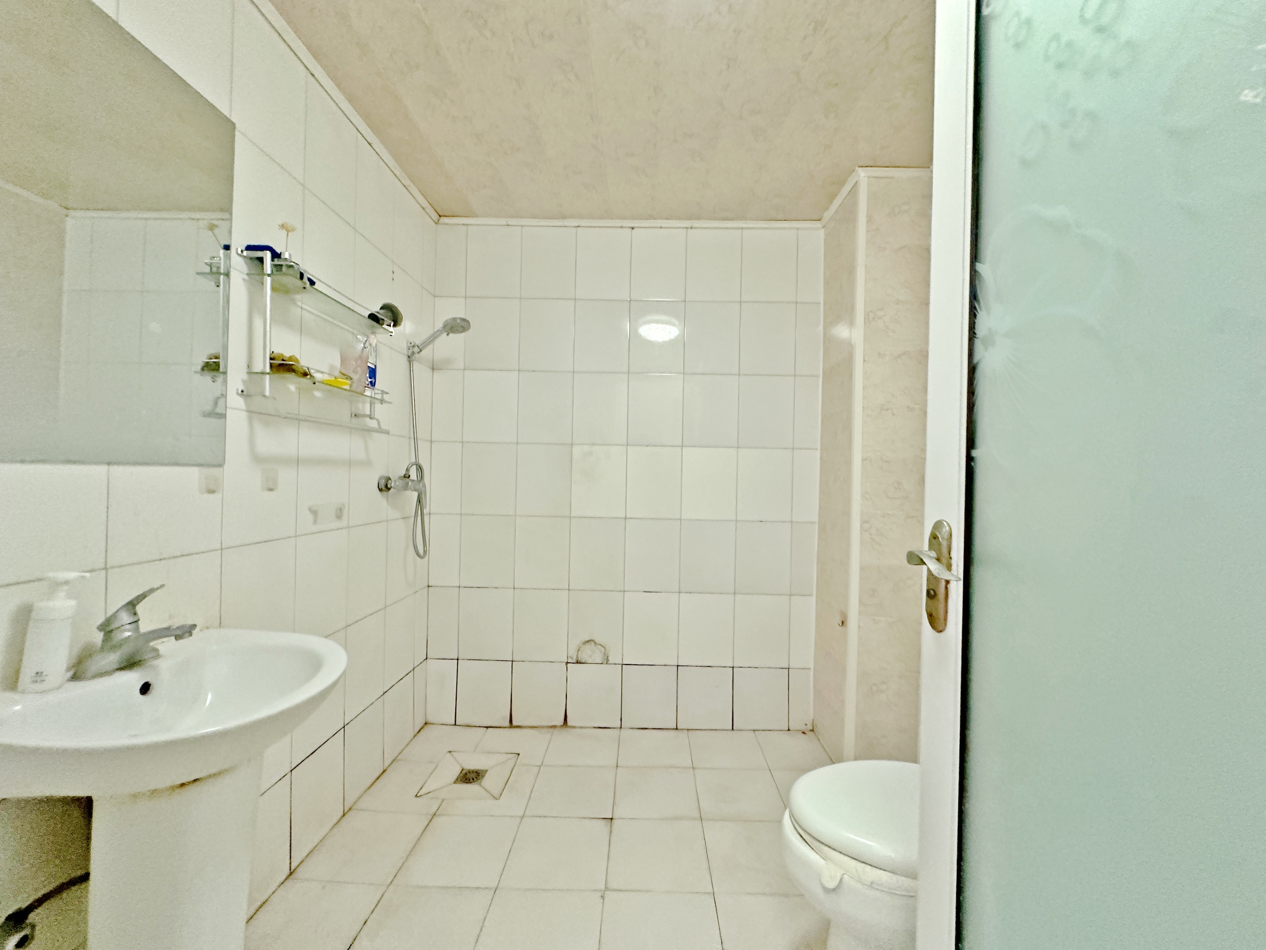 绿地新里卢浮公馆