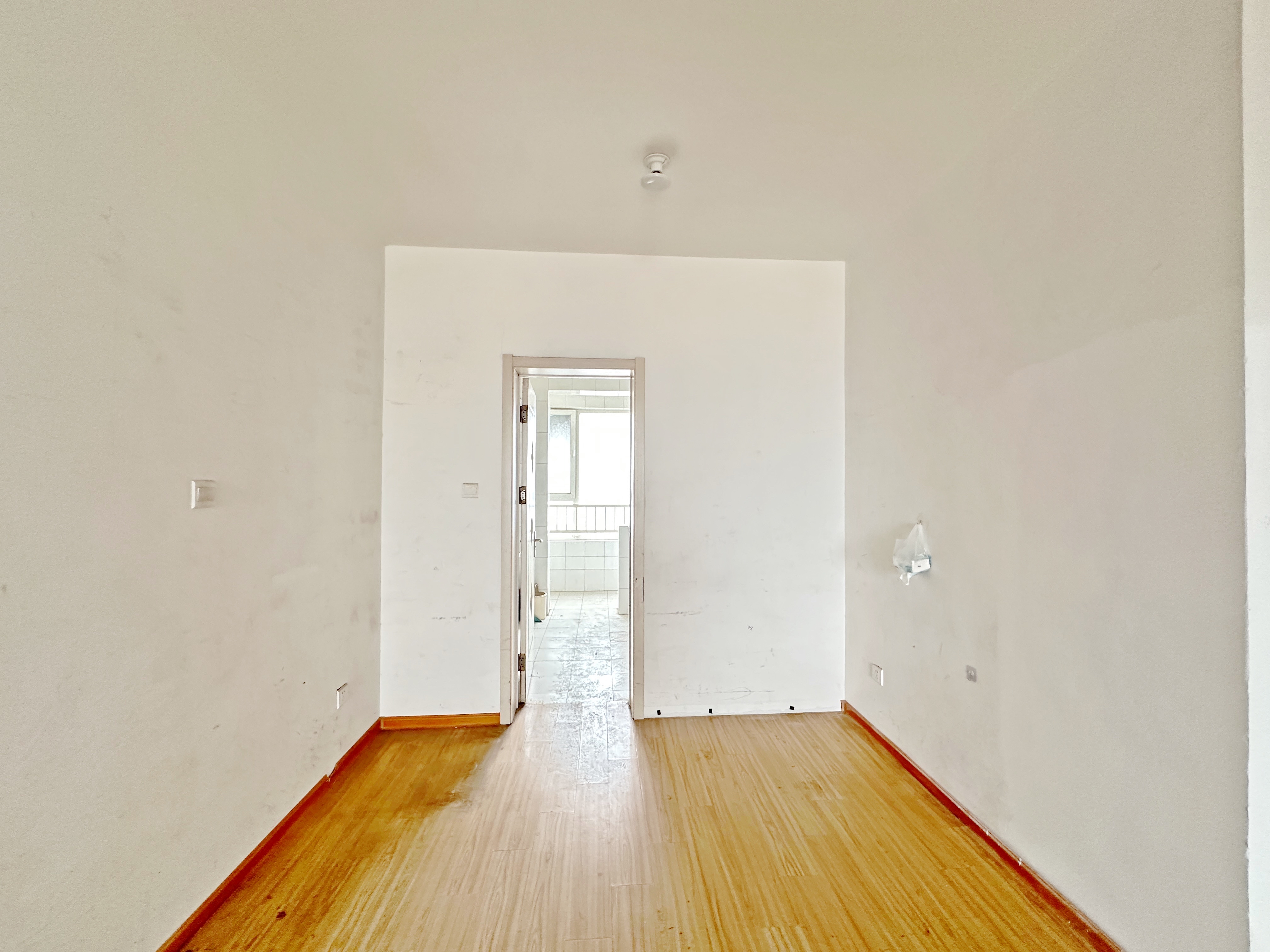 绿地新里卢浮公馆