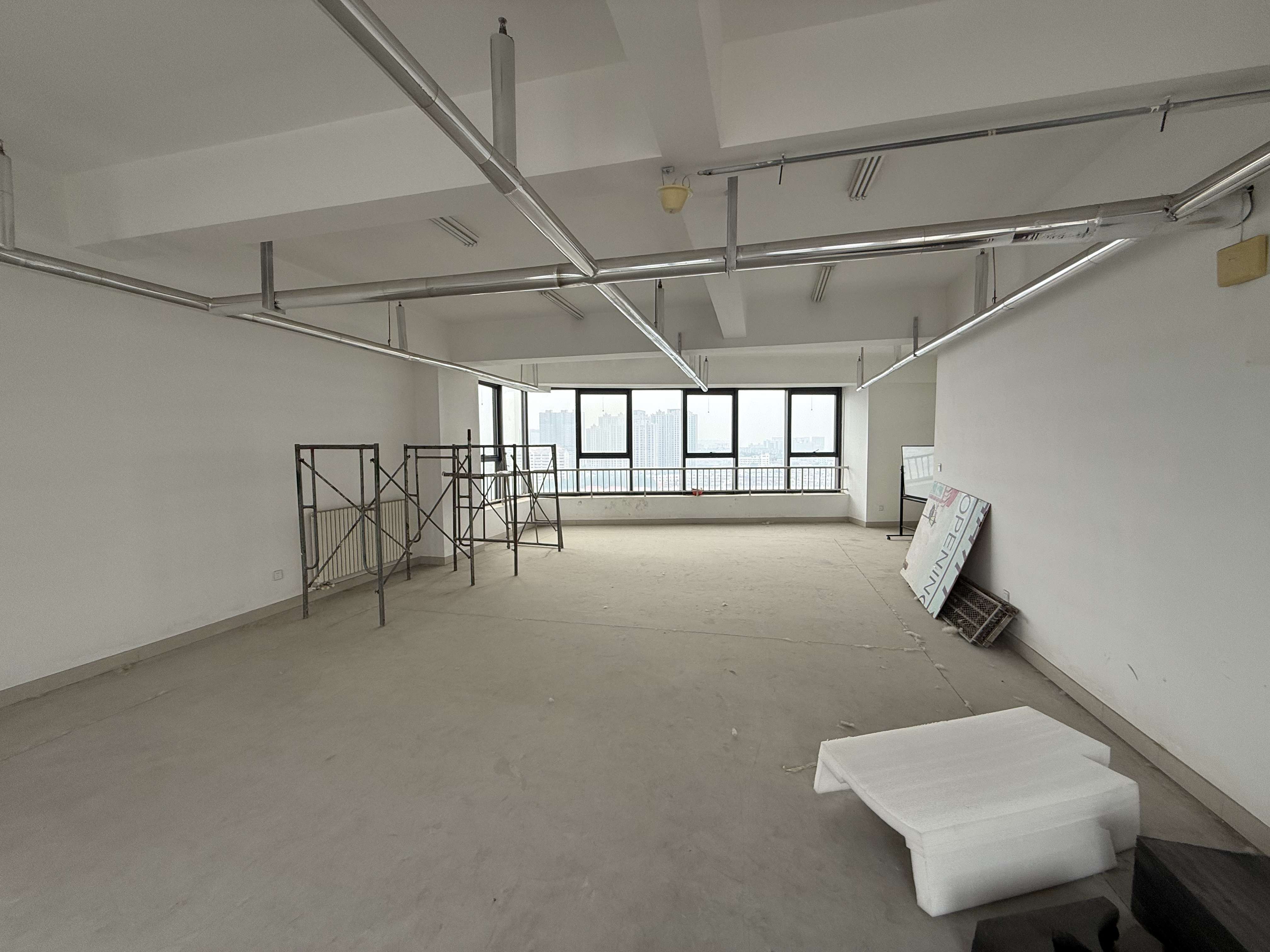  南益名泉春晓公寓 南