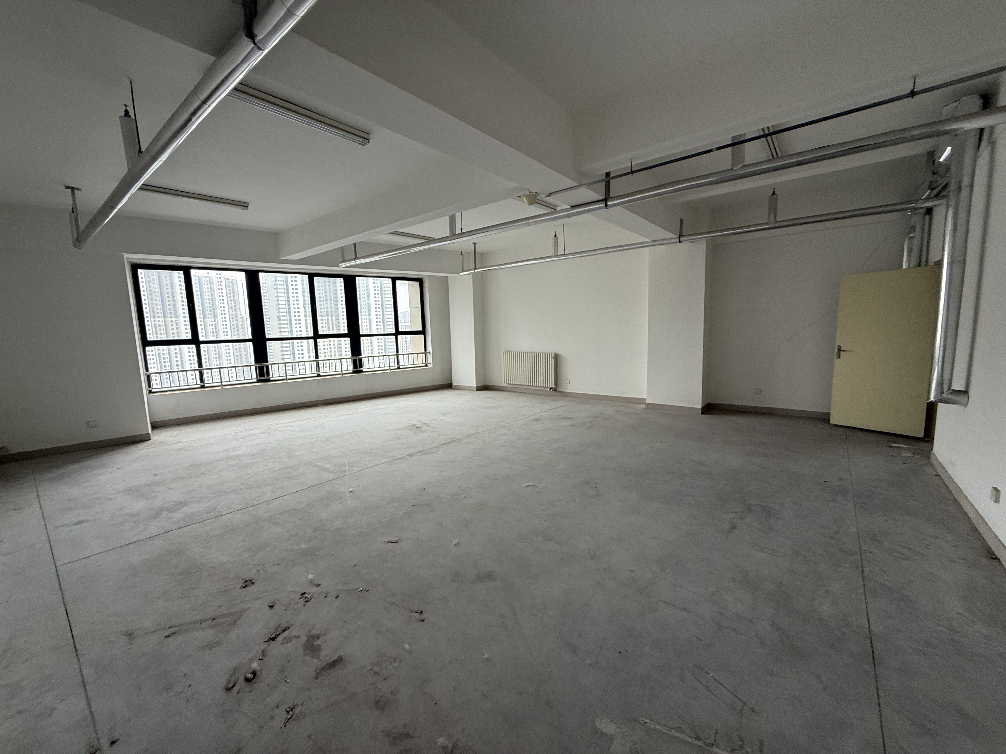 南益名泉春晓公寓